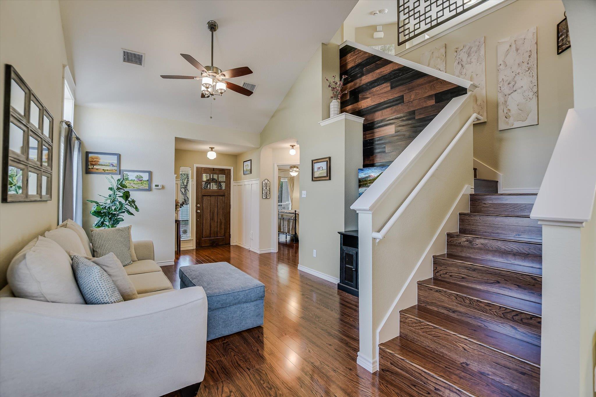 1829 LOST MAPLES Loop, Cedar Park, TX 78613