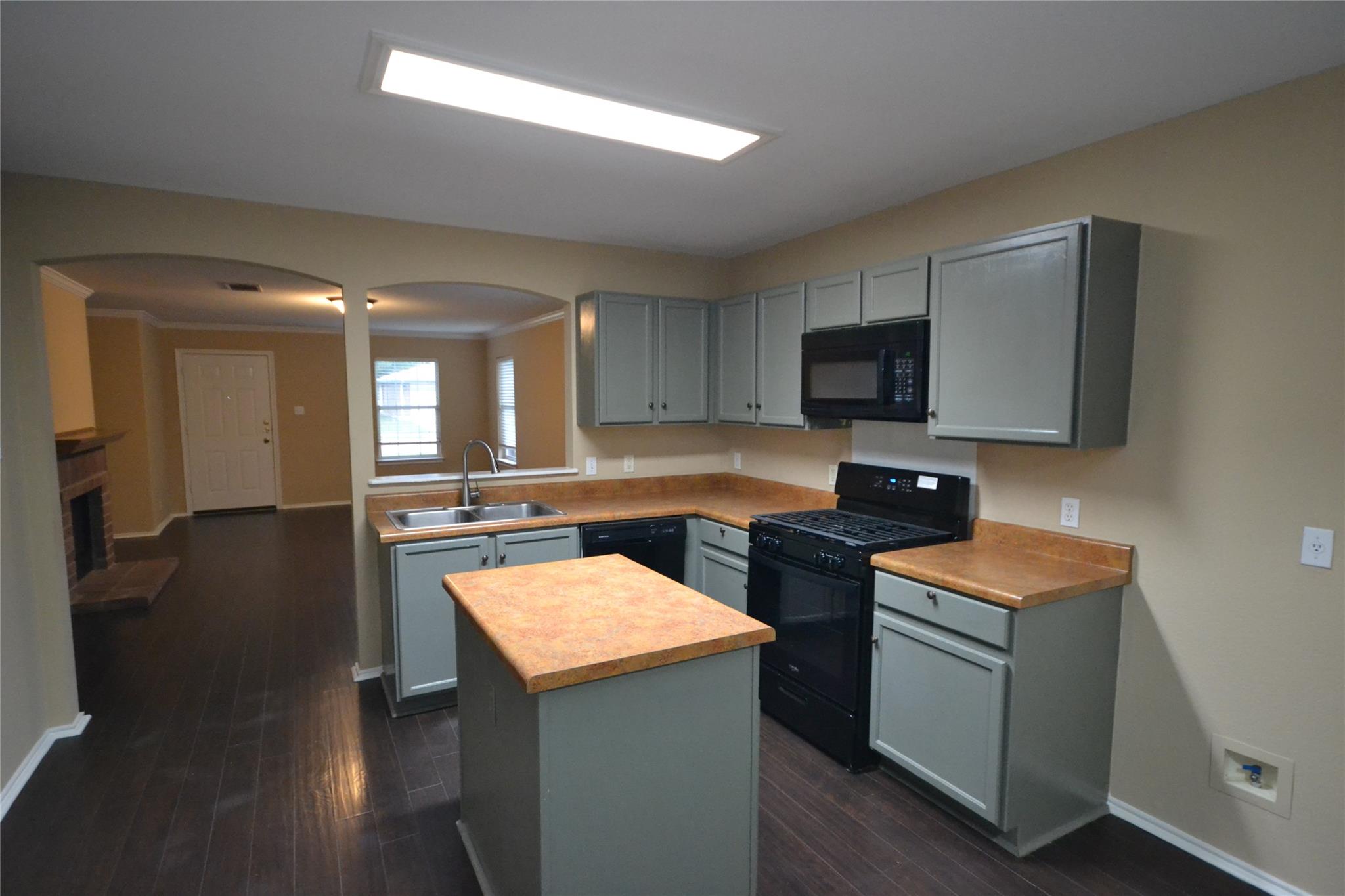 2106 Hawksbury Way, Cedar Park, TX 78613