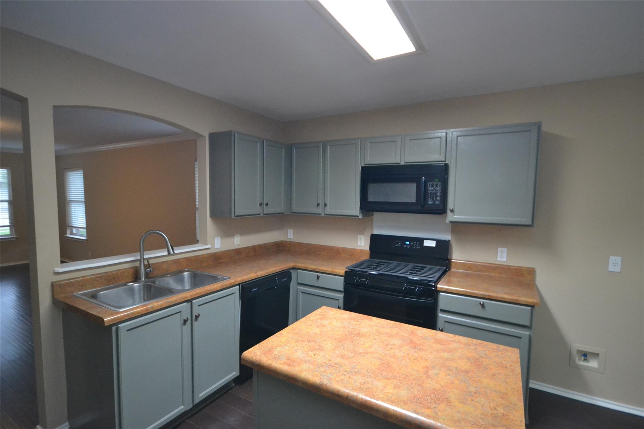 2106 Hawksbury Way, Cedar Park, TX 78613