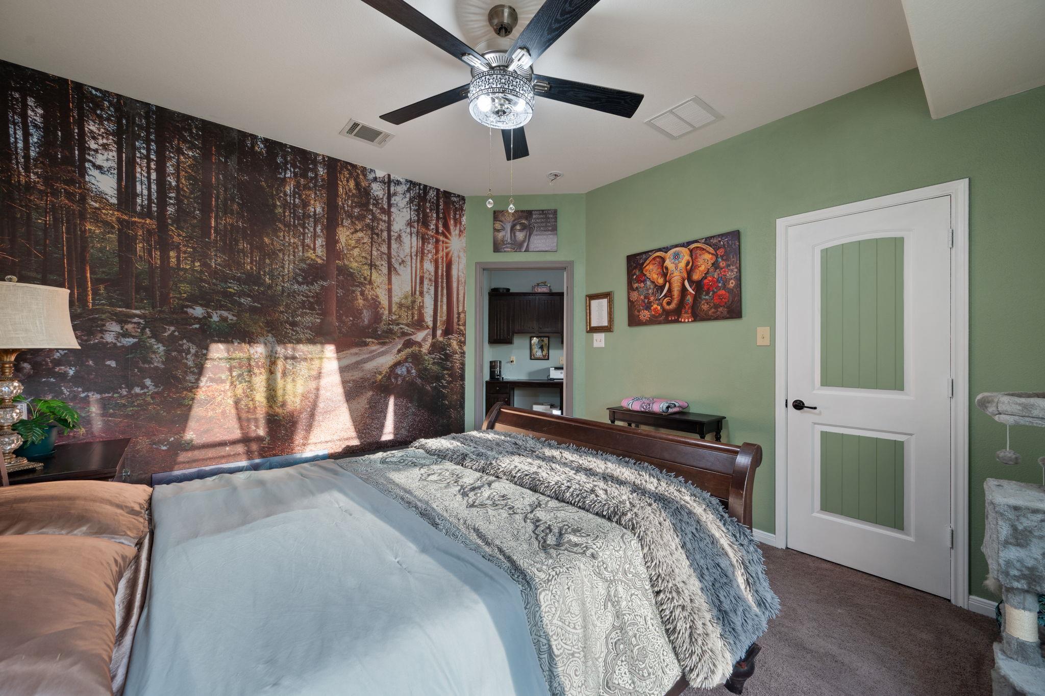 402 Pine Tree Loop, Bastrop, TX 78602