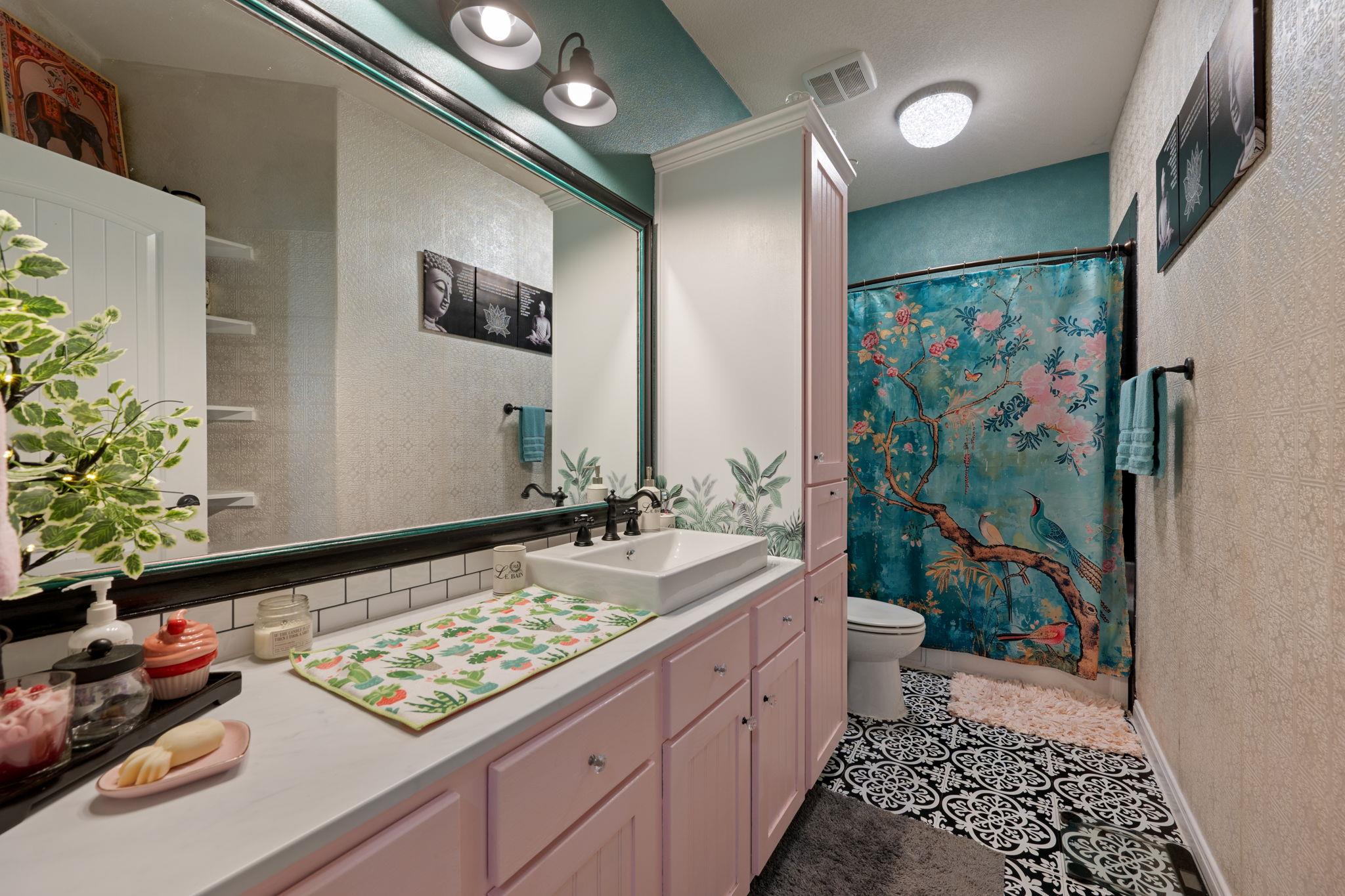 402 Pine Tree Loop, Bastrop, TX 78602