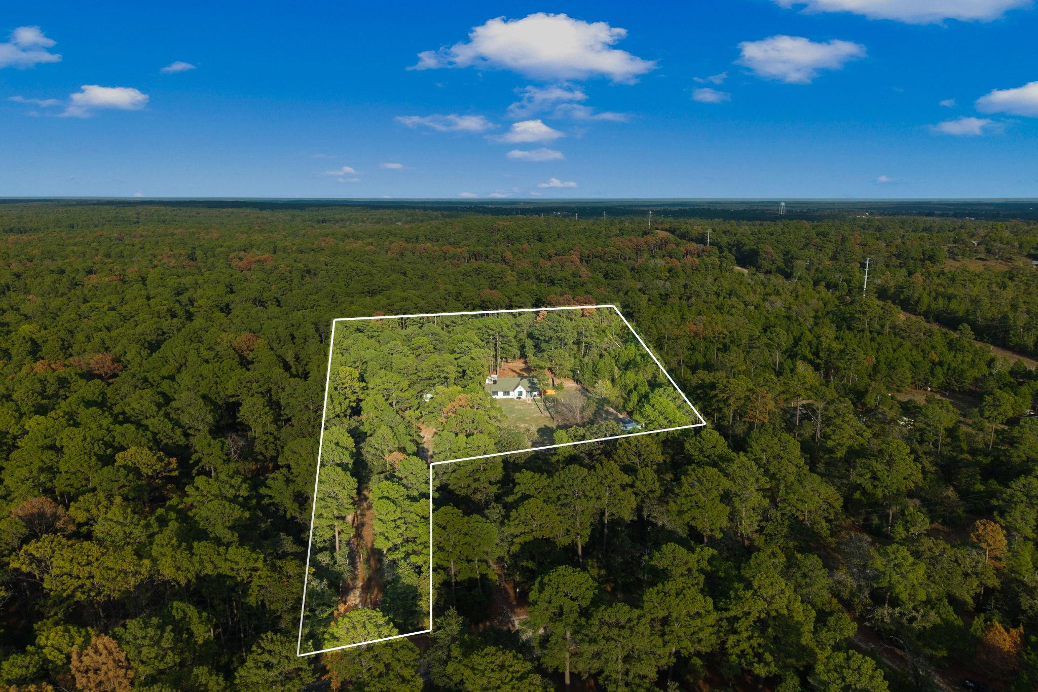 402 Pine Tree Loop, Bastrop, TX 78602