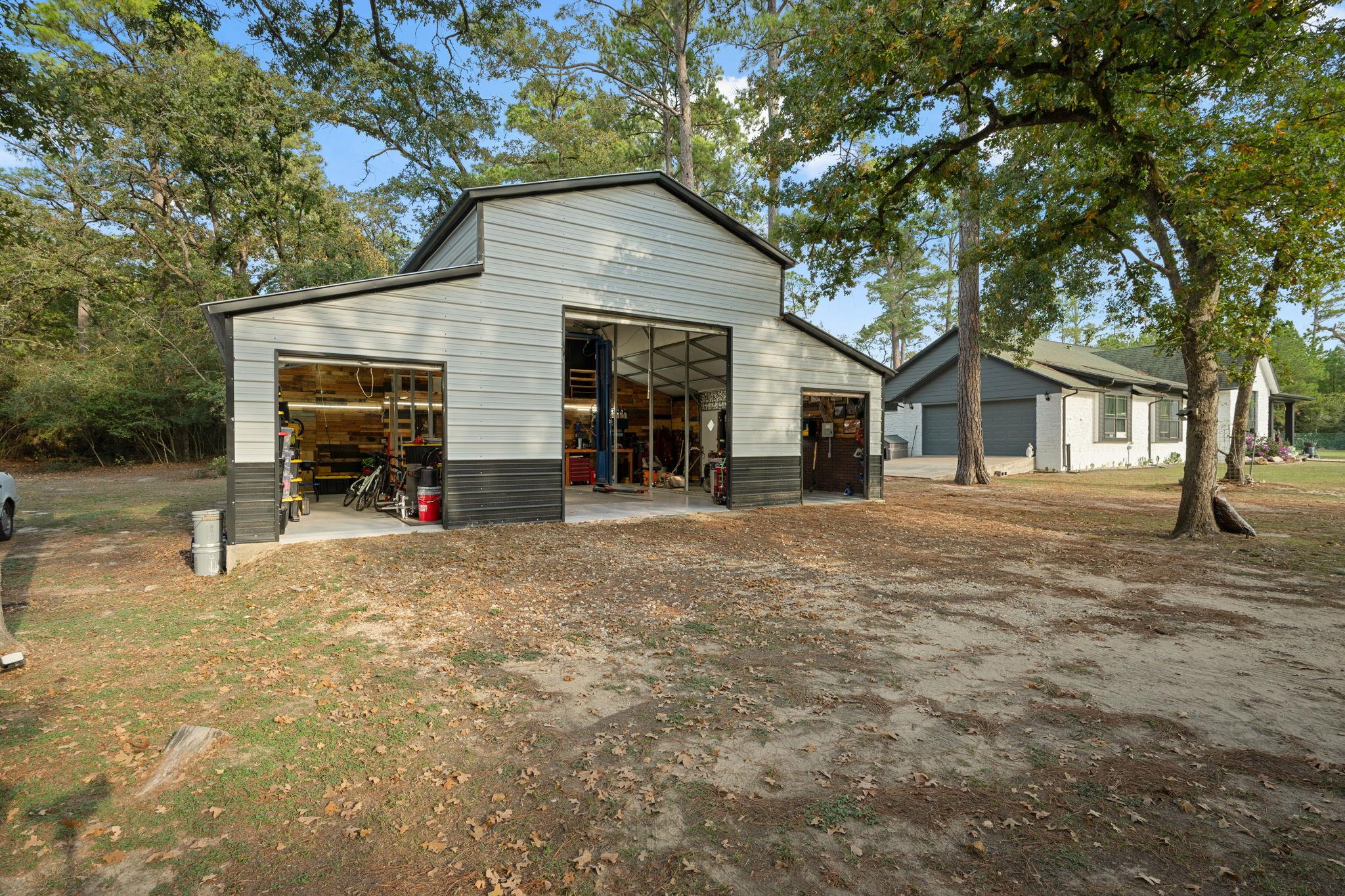 402 Pine Tree Loop, Bastrop, TX 78602