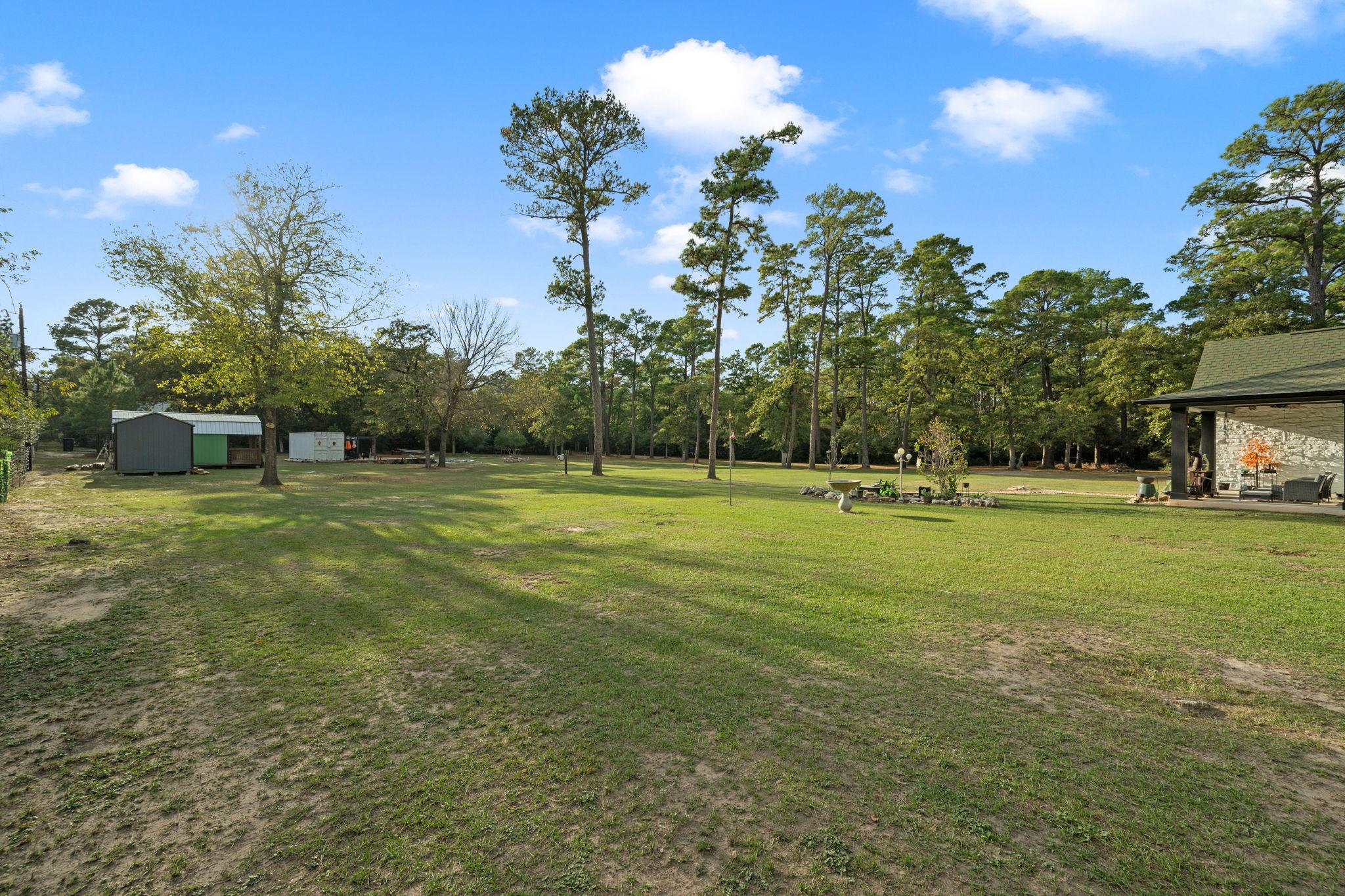 402 Pine Tree Loop, Bastrop, TX 78602