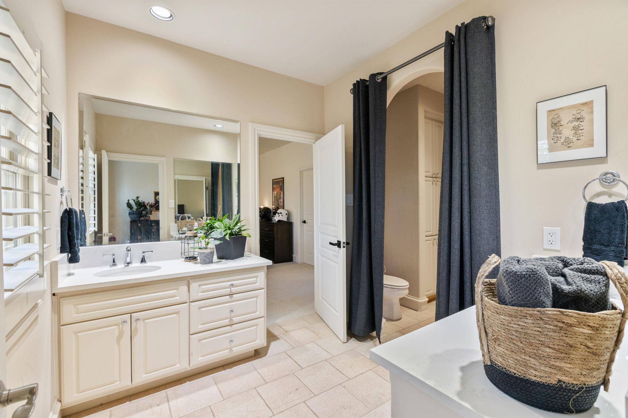 447 Winning Colors, Austin, TX 78737