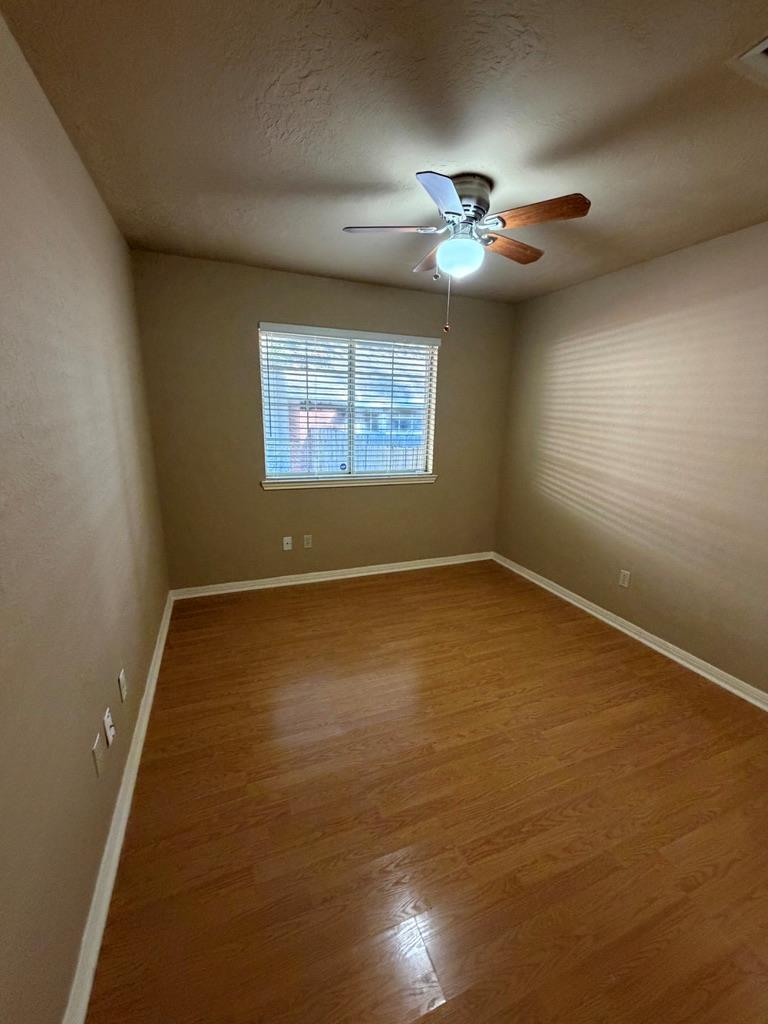 5913 SHANGHAI PIERCE Rd, Austin, TX 78749