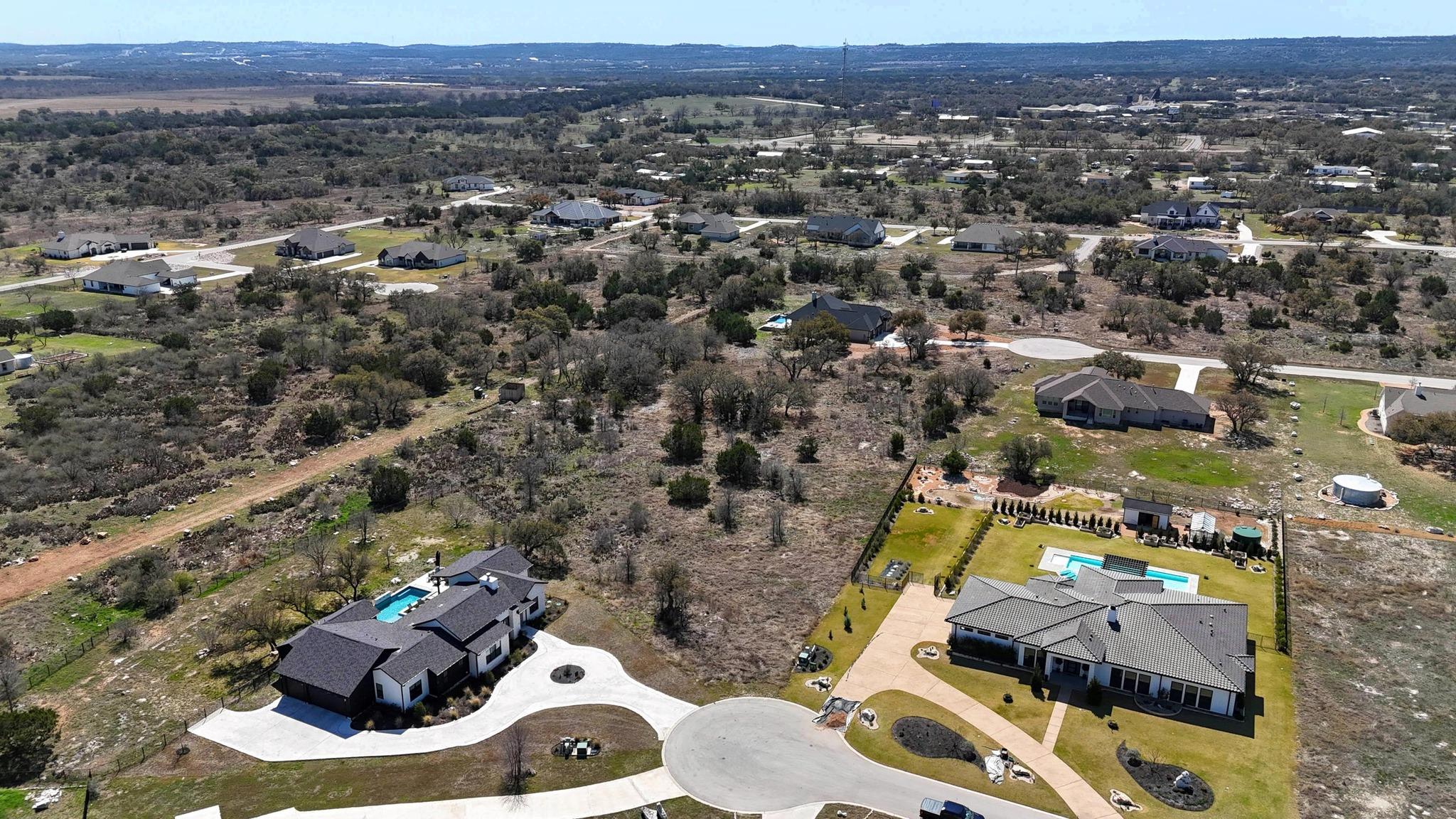 109 Rolling Hills Ct, Spicewood, TX 78669