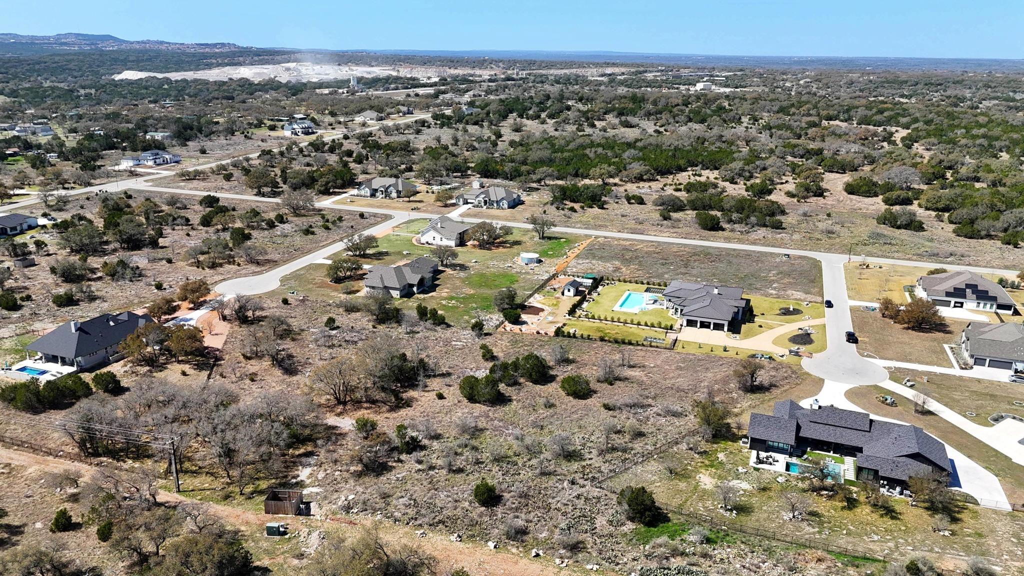 109 Rolling Hills Ct, Spicewood, TX 78669