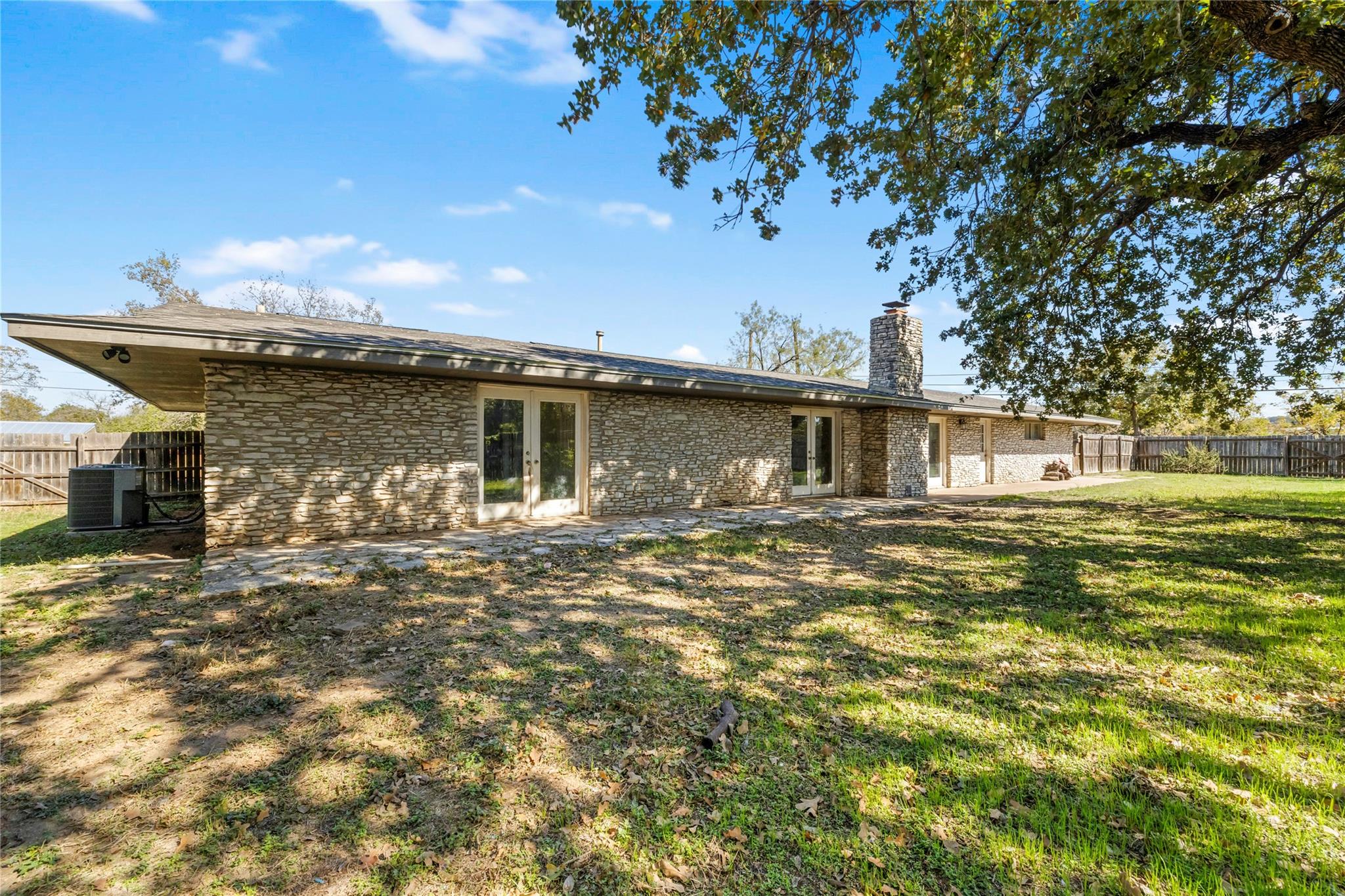1401 Brazos St, Marble Falls, TX 78654