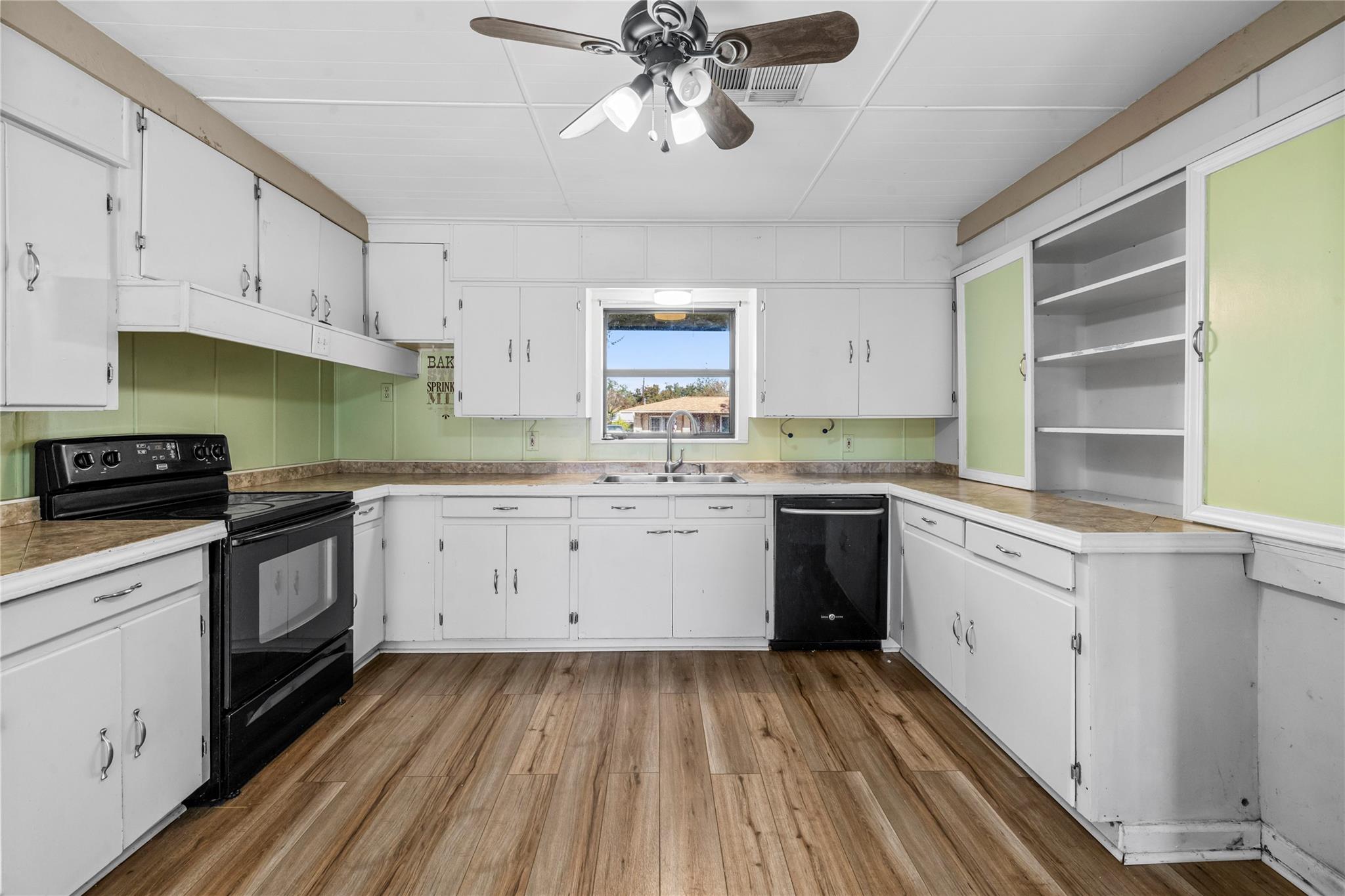 1401 Brazos St, Marble Falls, TX 78654