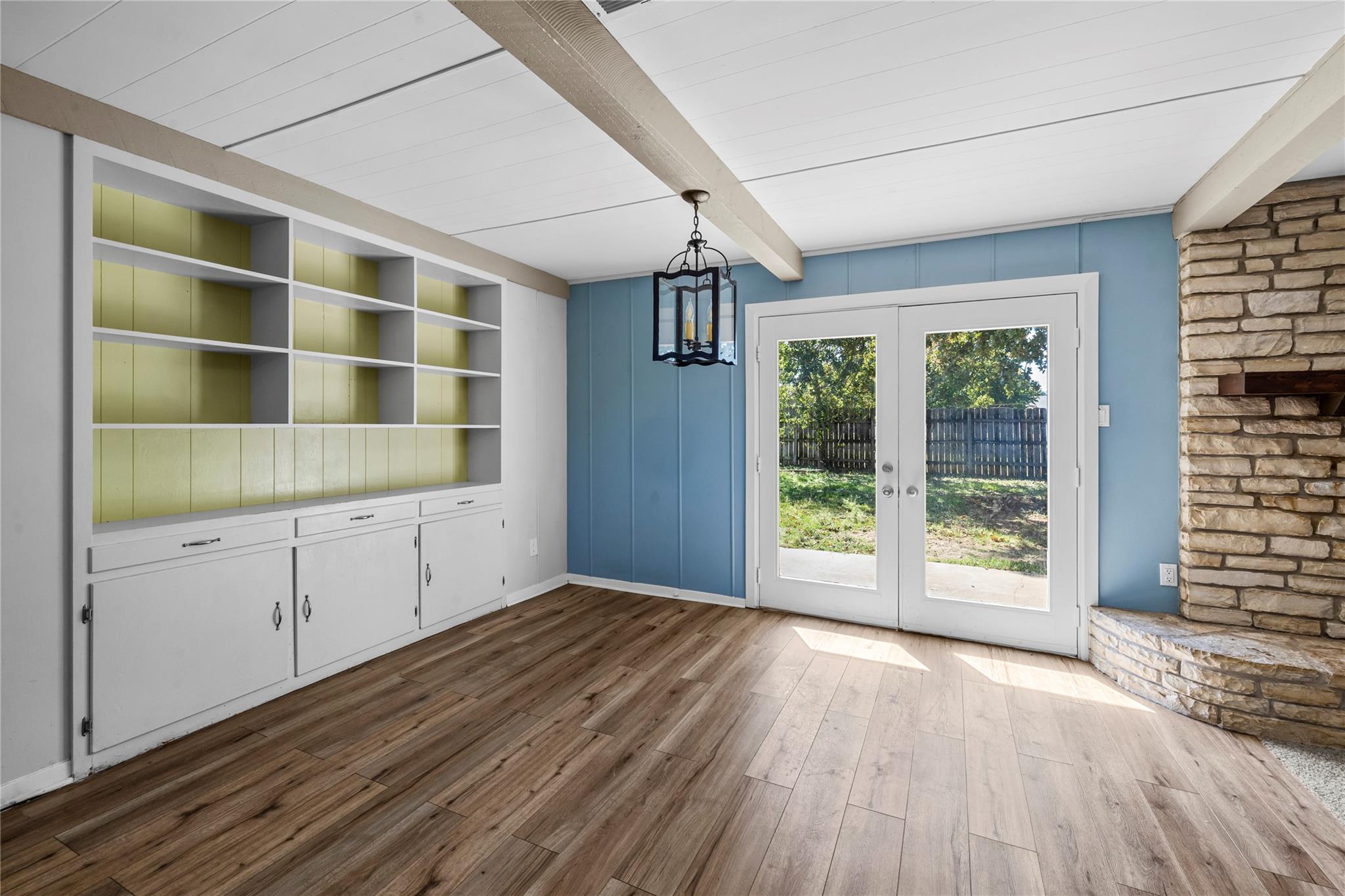 1401 Brazos St, Marble Falls, TX 78654