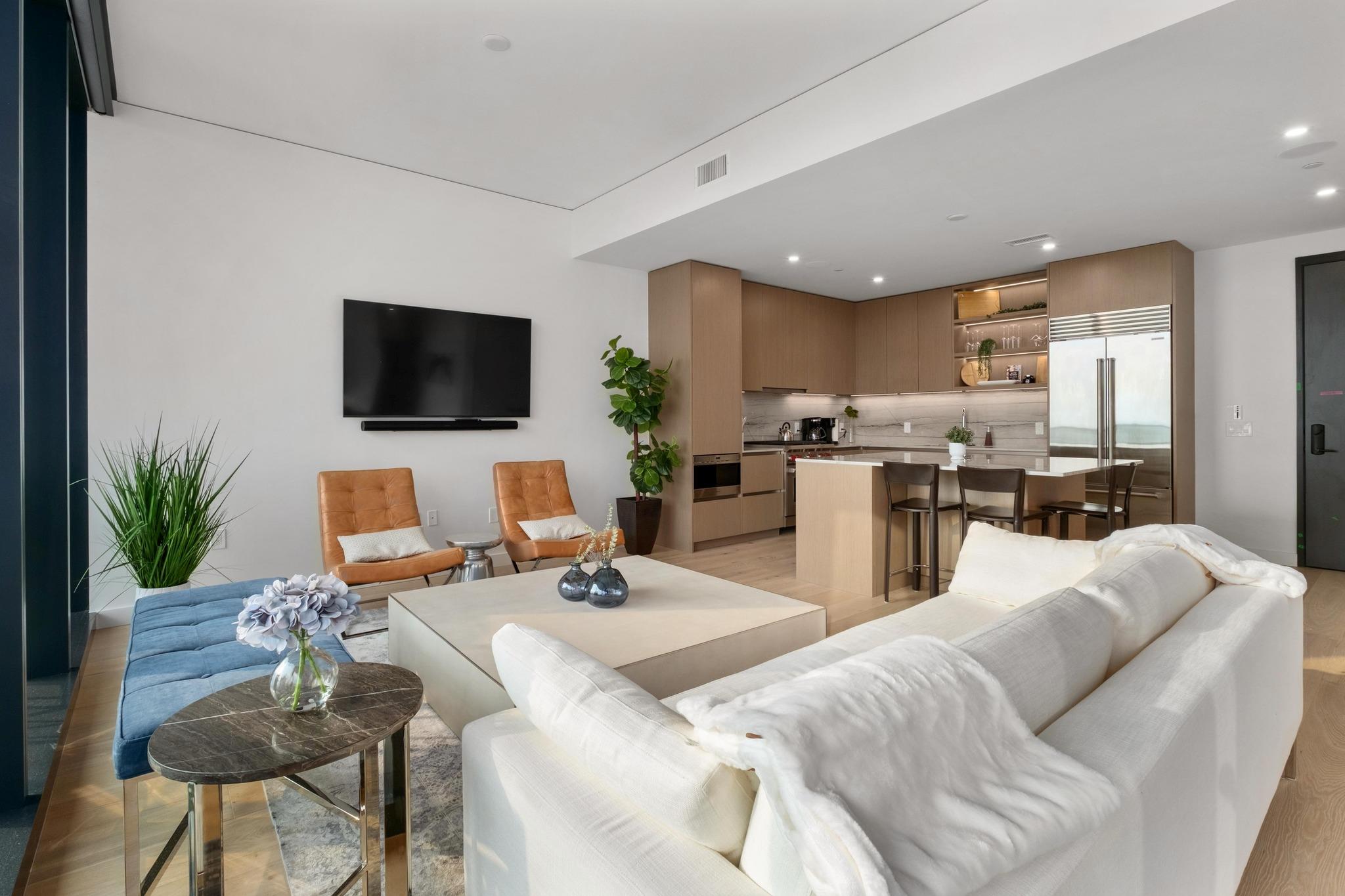 610 Davis St # 3902, Austin, TX 78701