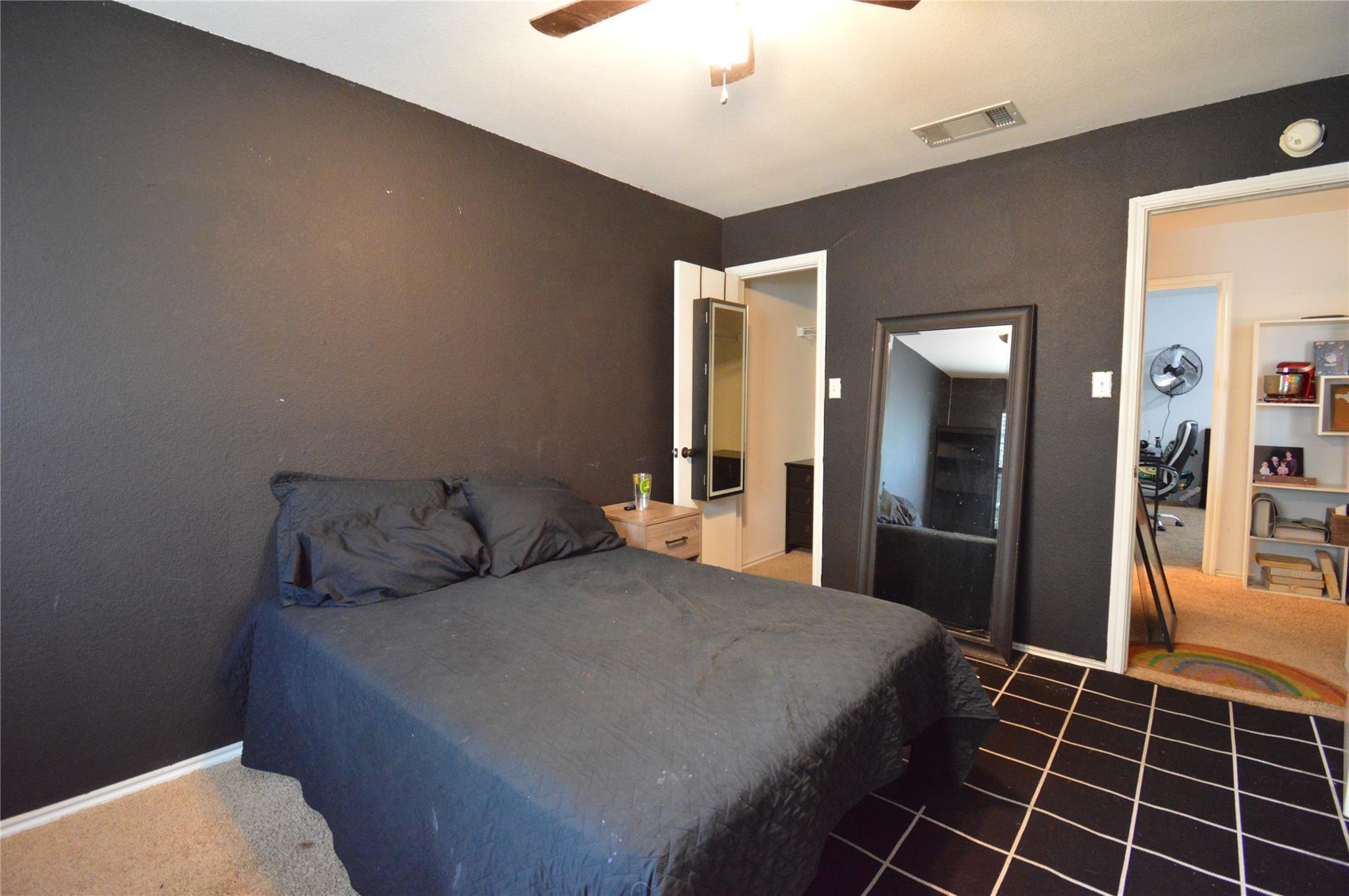 2206 Canvas Back Dr, Taylor, TX 76574