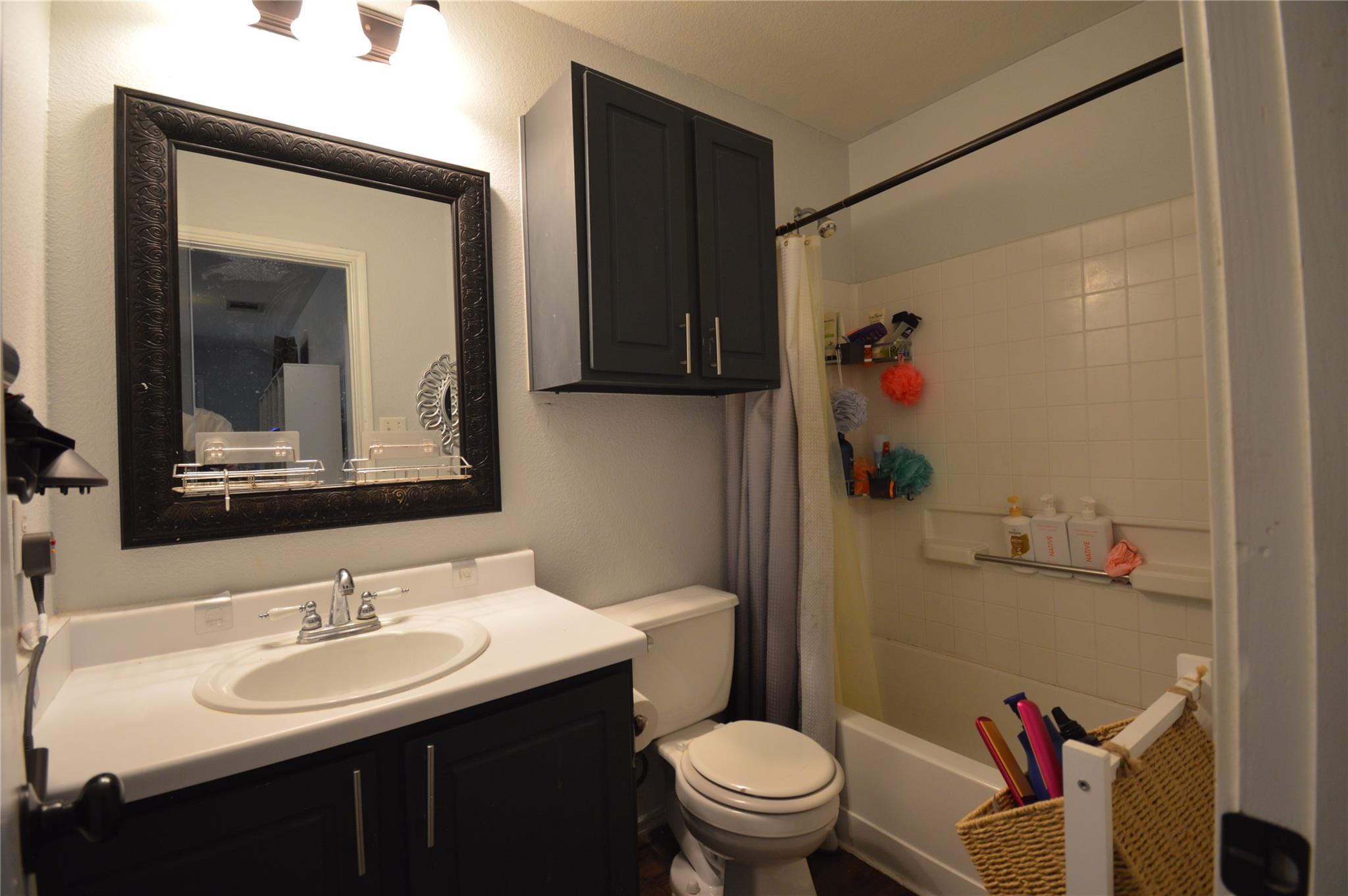 2206 Canvas Back Dr, Taylor, TX 76574