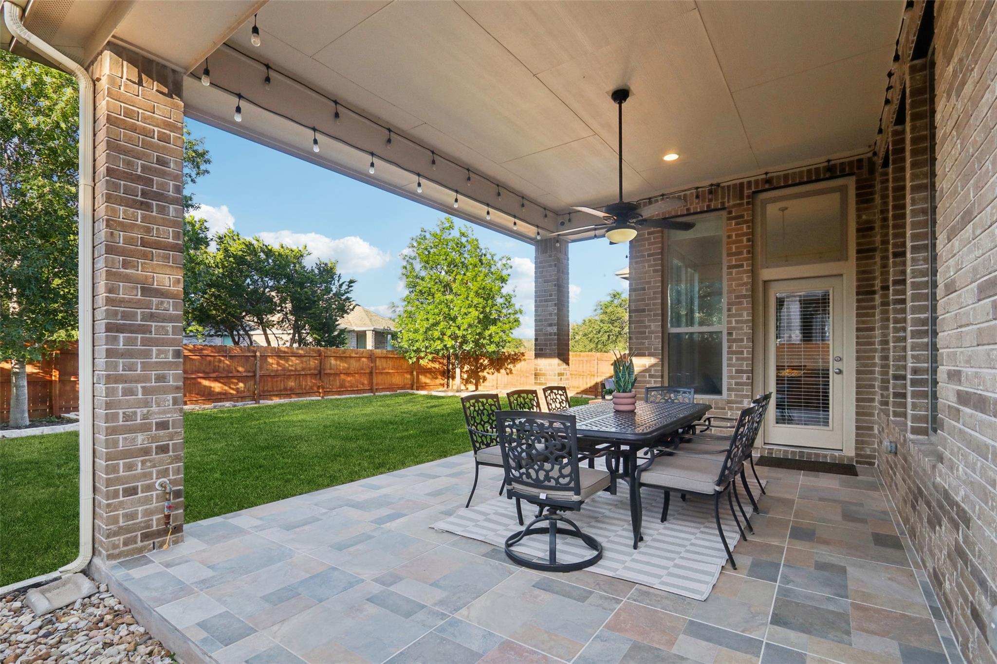 7906 Turnback Ledge Trl, Lago Vista, TX 78645