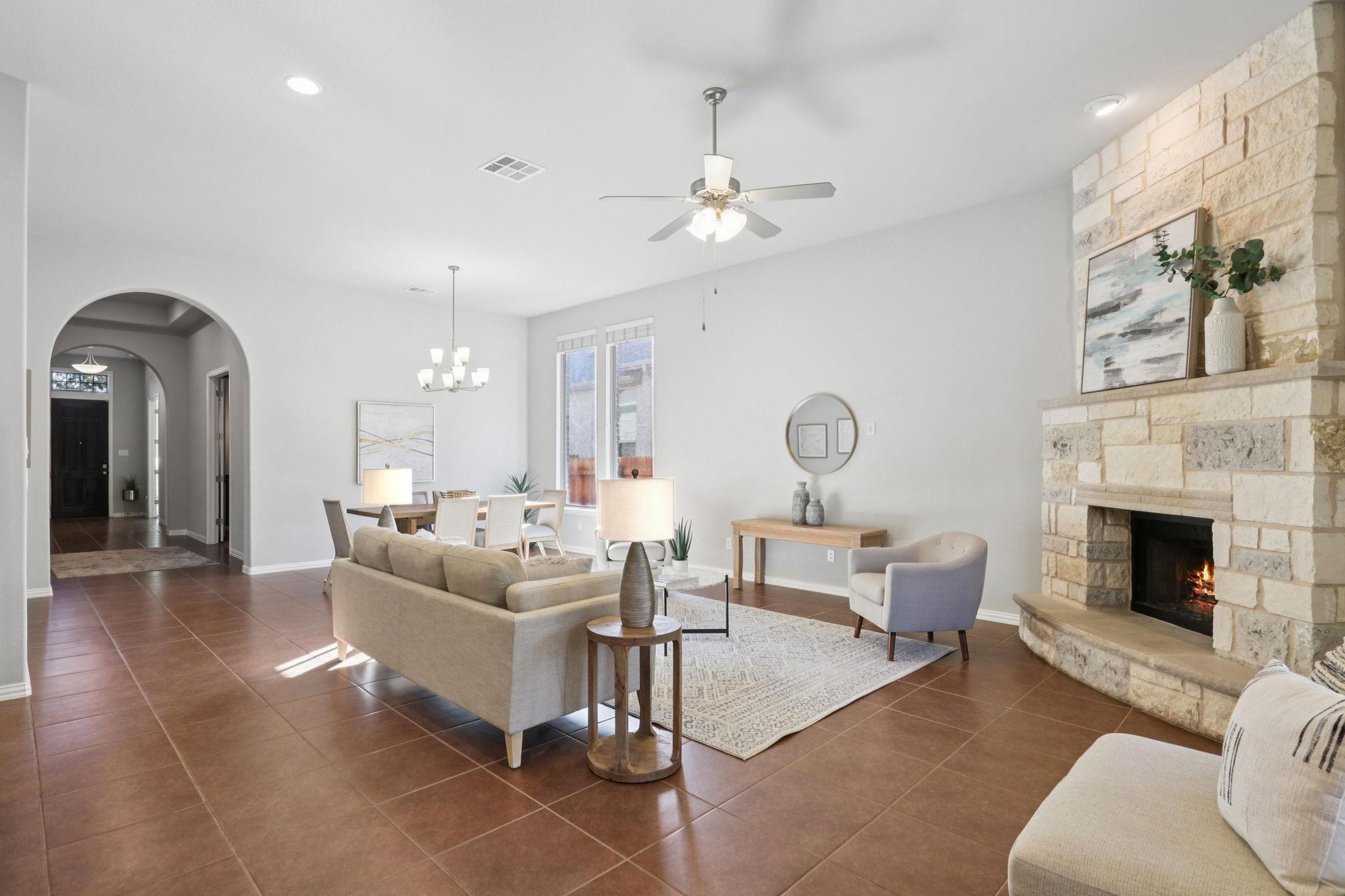 7906 Turnback Ledge Trl, Lago Vista, TX 78645