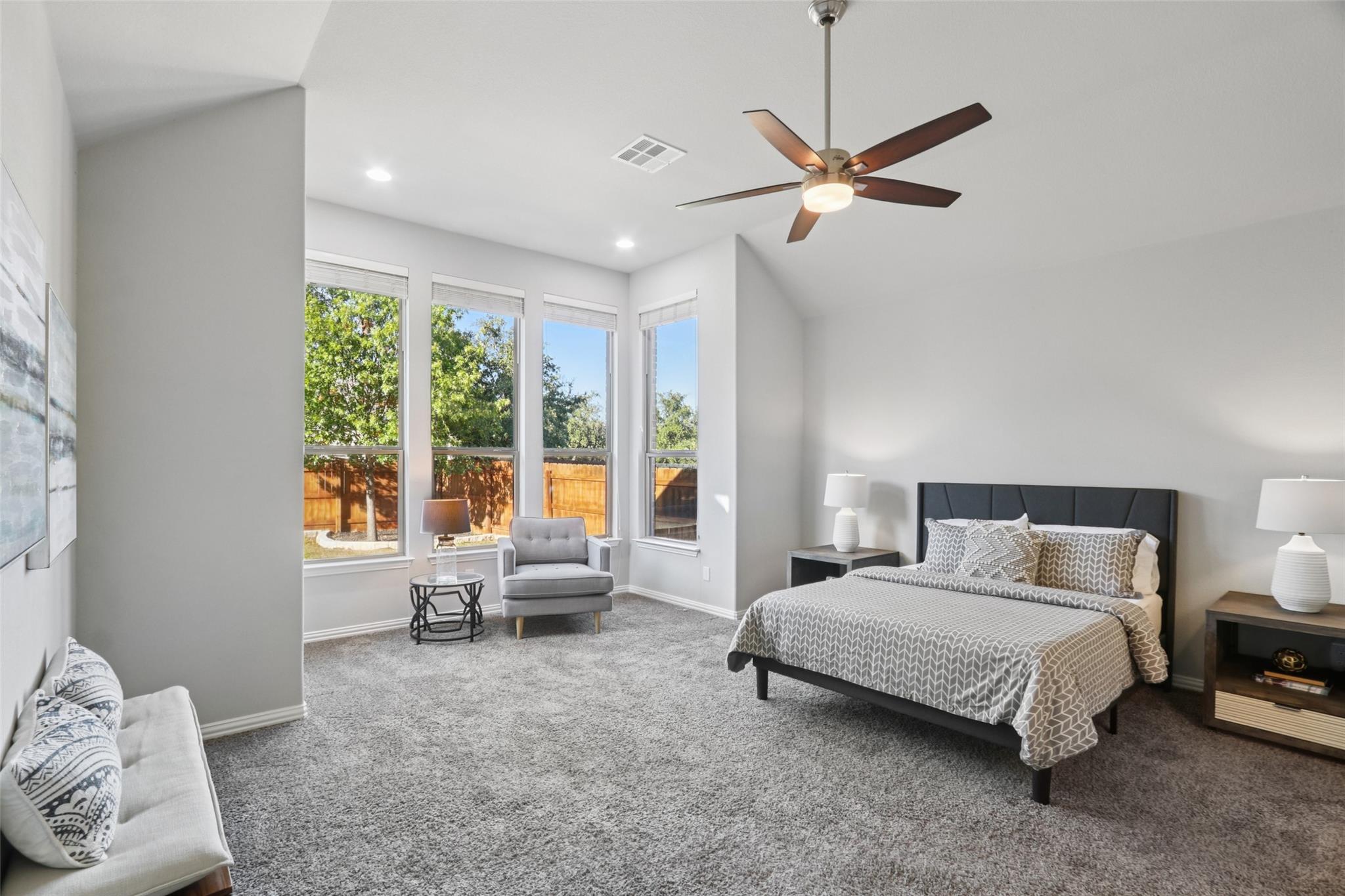 7906 Turnback Ledge Trl, Lago Vista, TX 78645