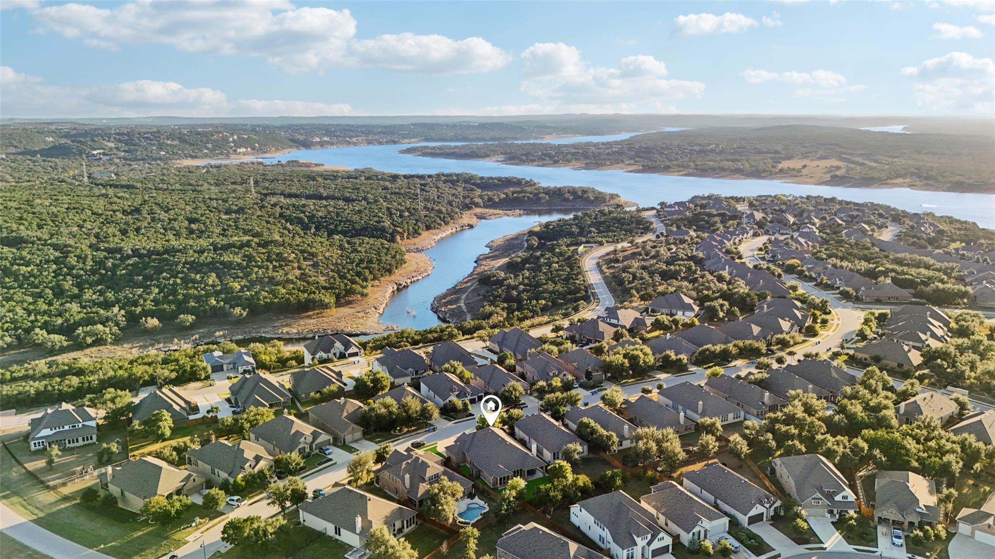 7906 Turnback Ledge Trl, Lago Vista, TX 78645