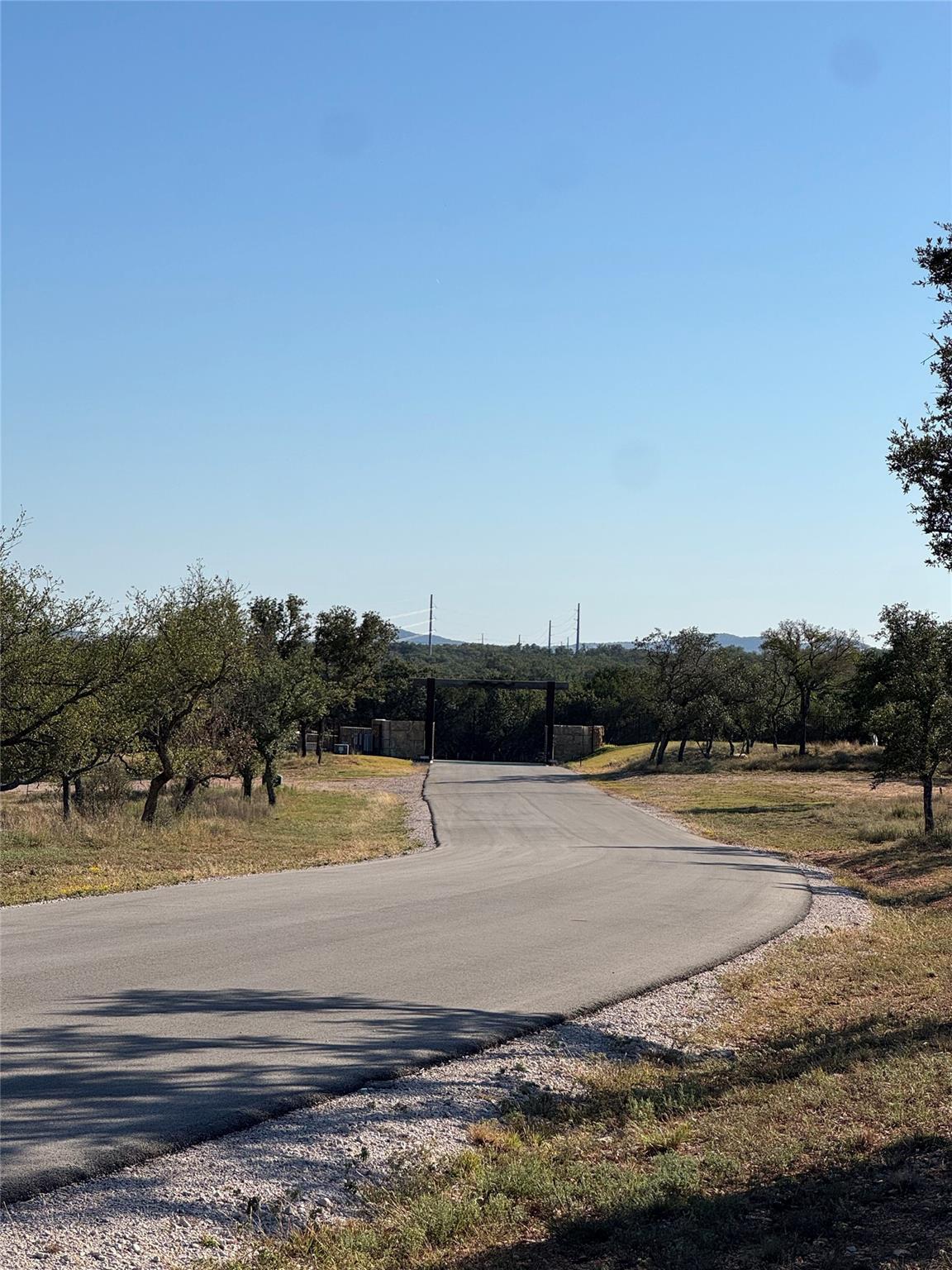 60 Coastal Loop, Johnson City, TX 78636