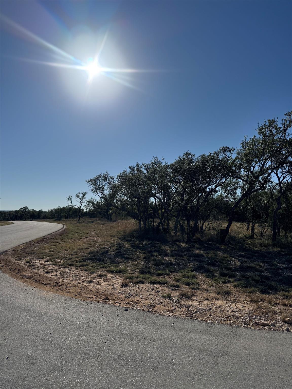 60 Coastal Loop, Johnson City, TX 78636