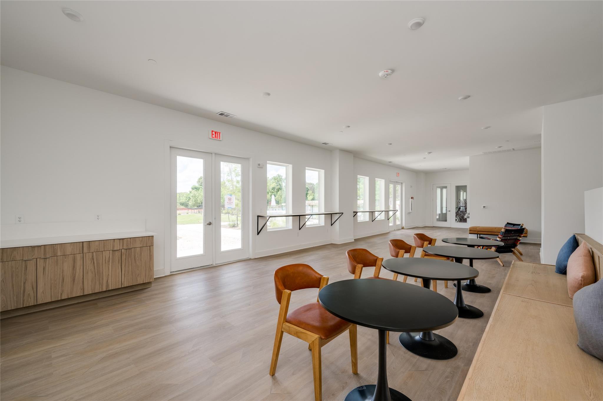 4802 S Congress Ave # 121, Austin, TX 78745