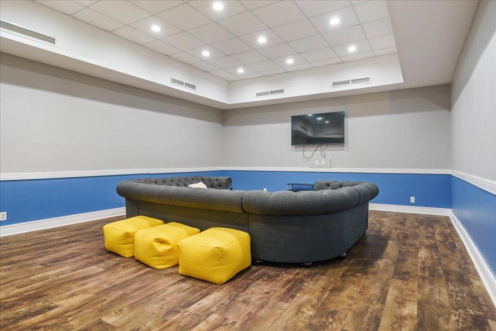 935 La Posada Dr # 158, Austin, TX 78752