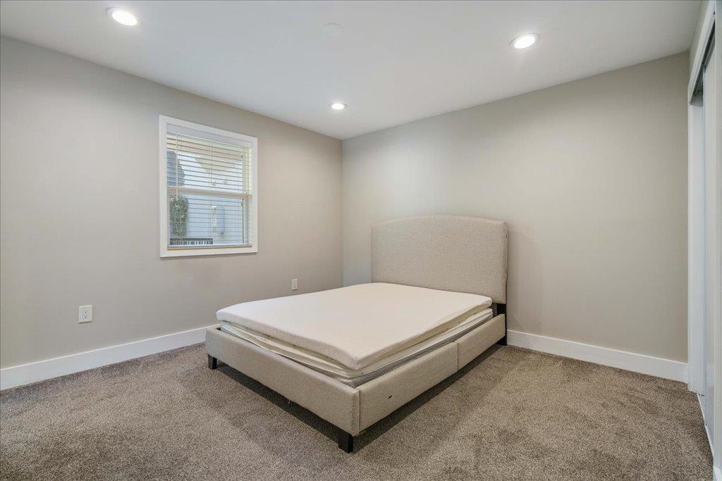 935 La Posada Dr # 158, Austin, TX 78752