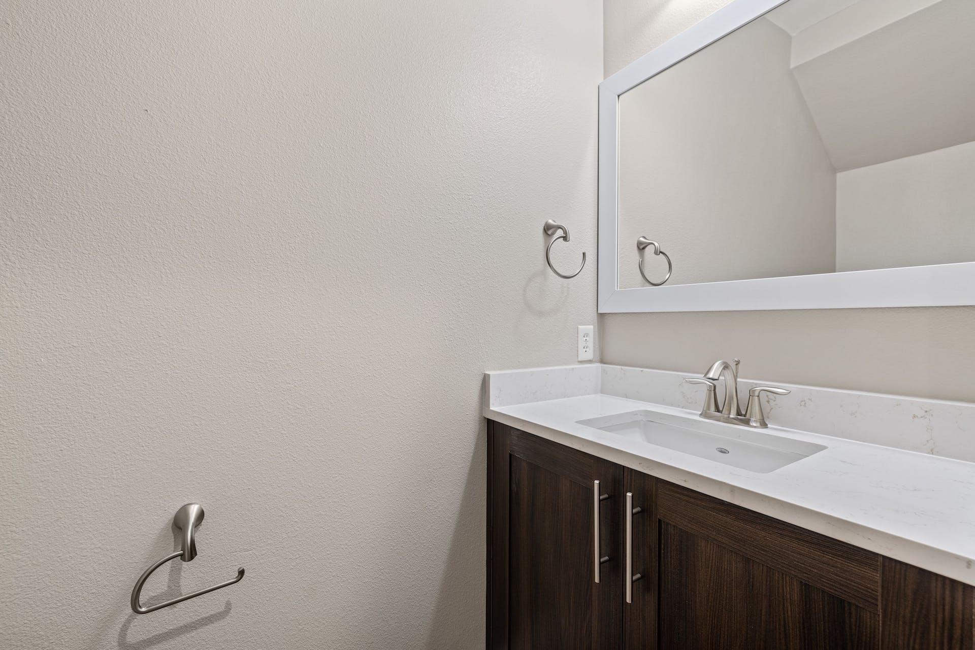 1700 Cedar Bend Dr # B, Austin, TX 78758