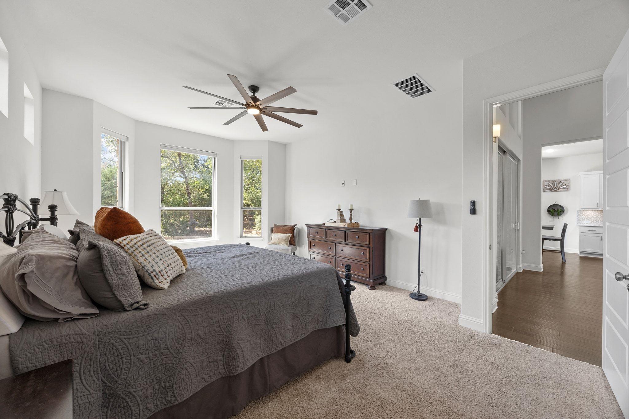 640 Goodnight Trl, Dripping Springs, TX 78620