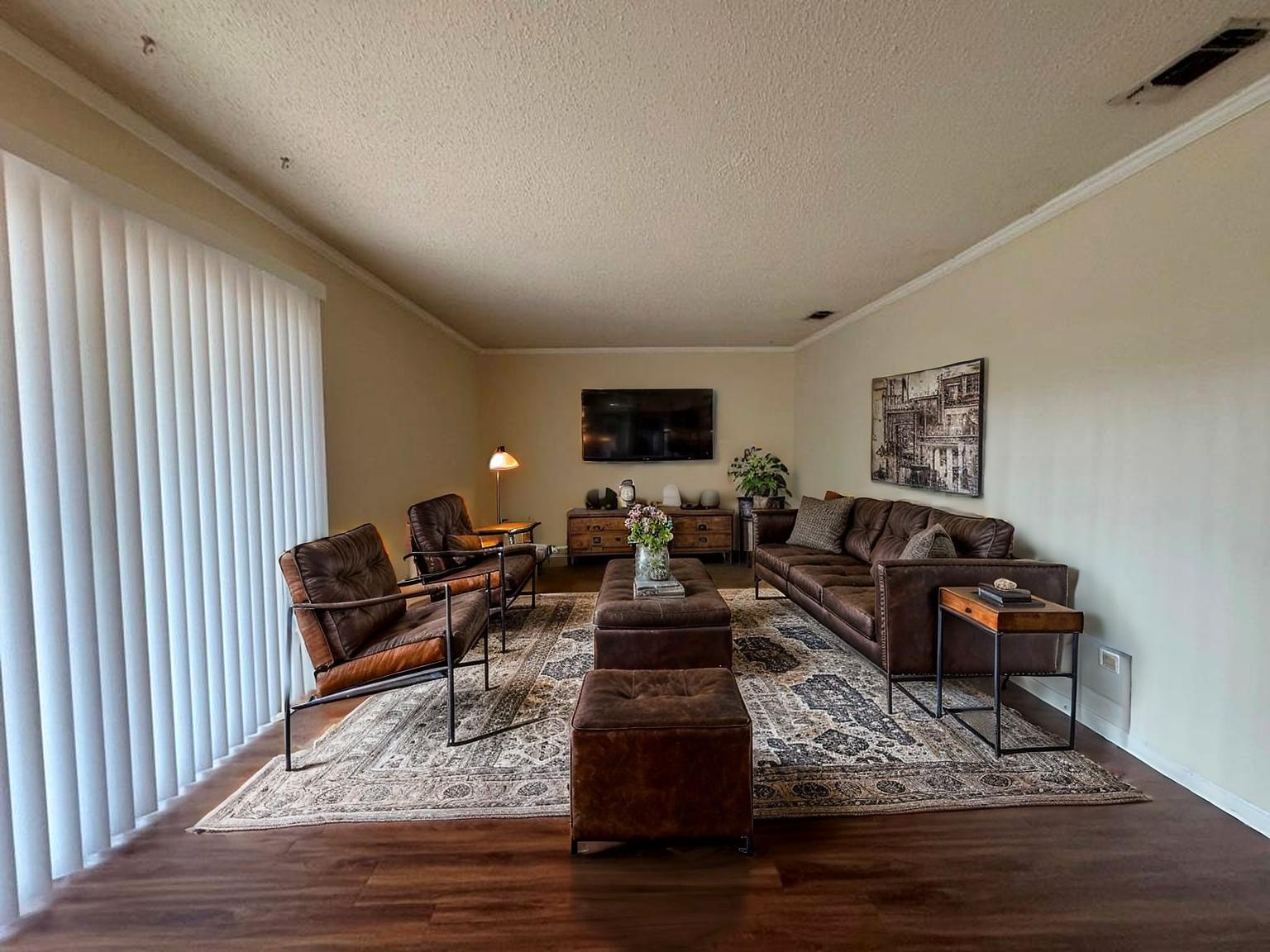 5905 Burrough Dr, Austin, TX 78745