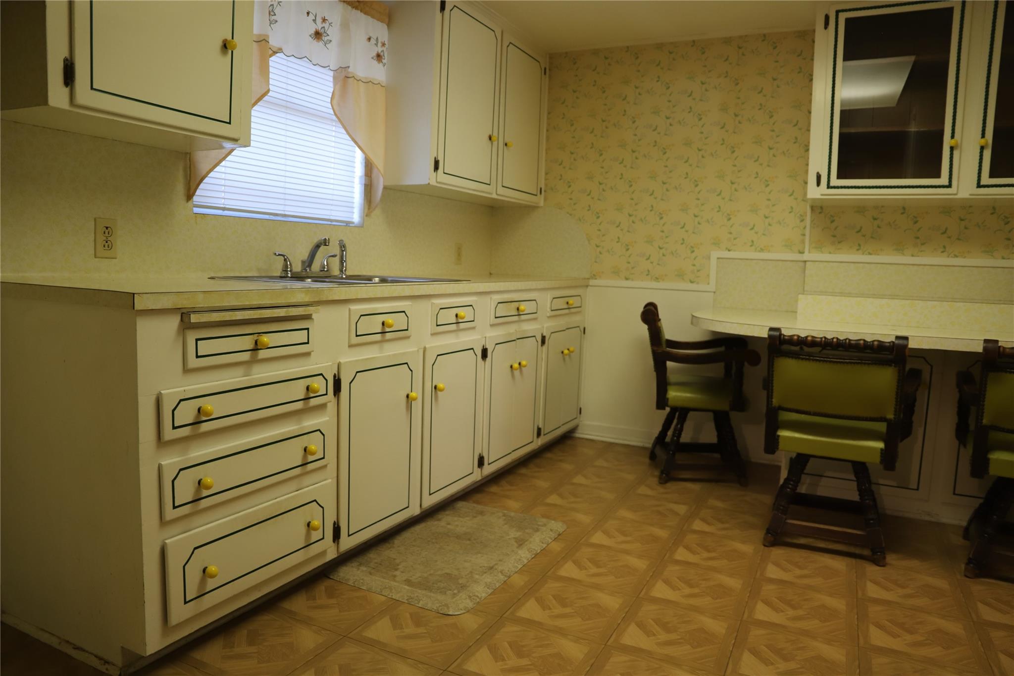 6106 Felix Ave, Austin, TX 78741