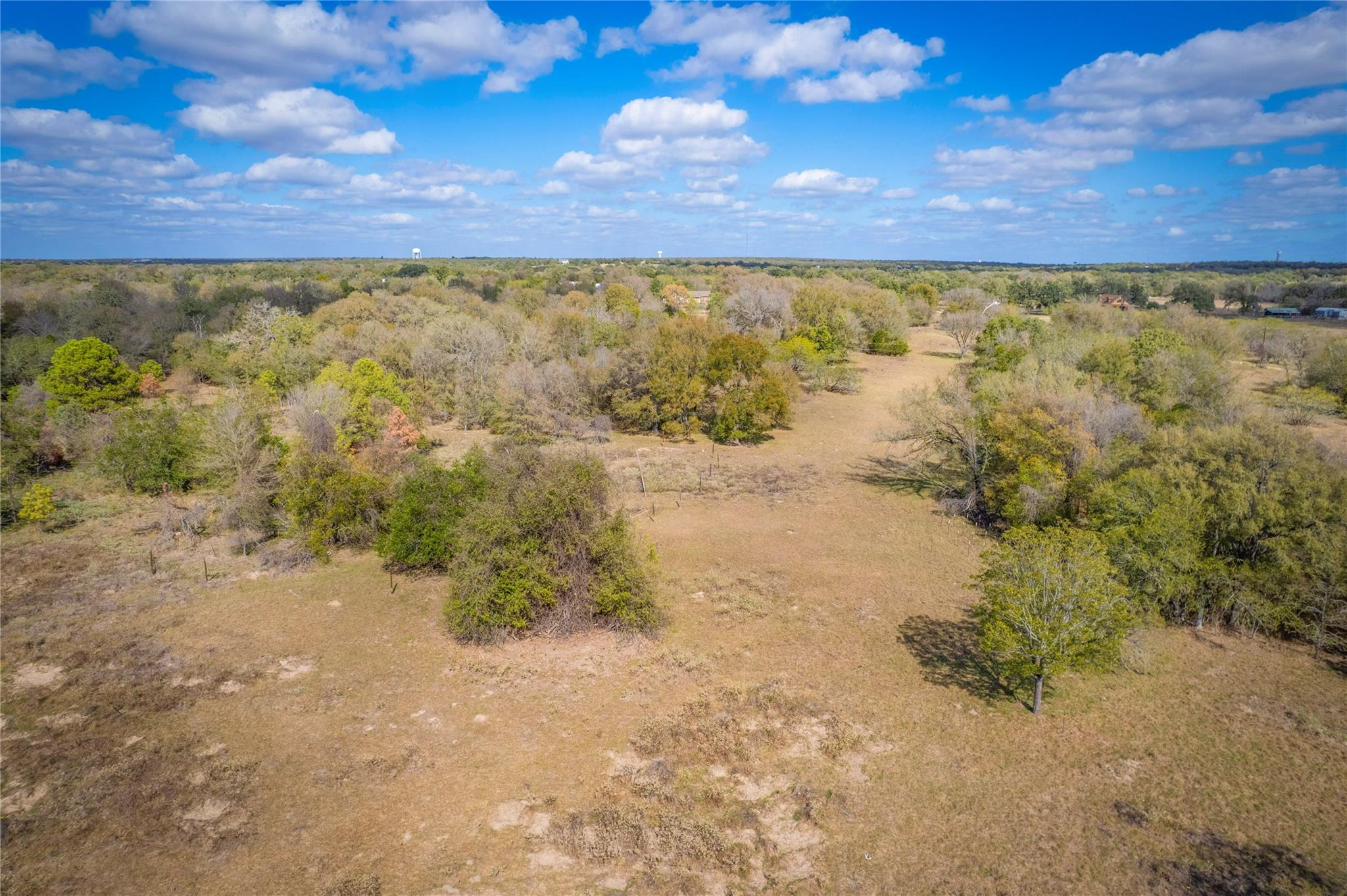 000 Armadillo Ln, Bastrop, TX 78602