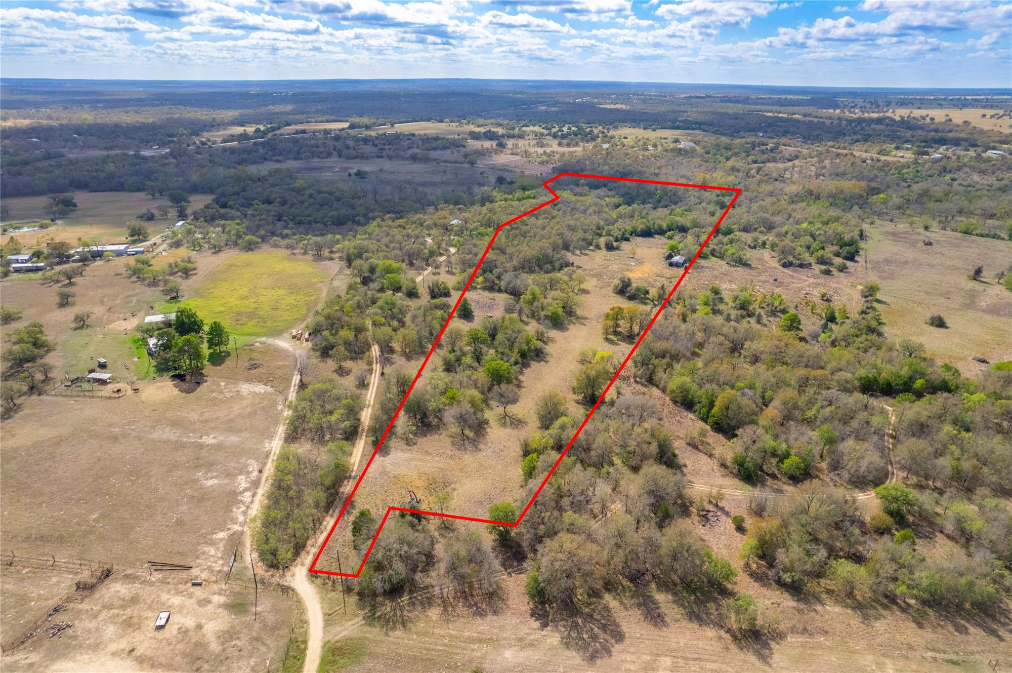 000 Armadillo Ln, Bastrop, TX 78602