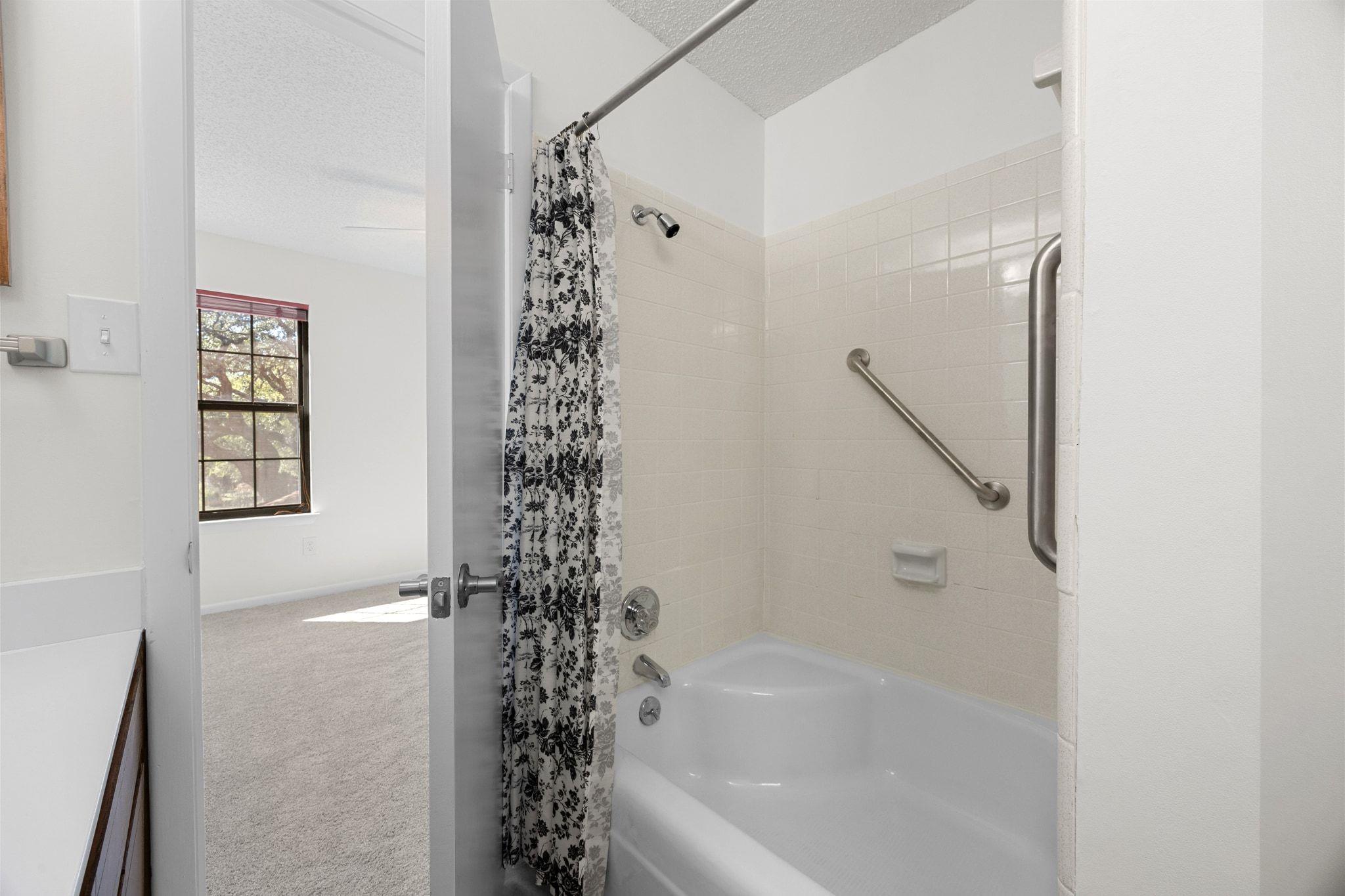 8518 Fathom Cir # 107, Austin, TX 78750