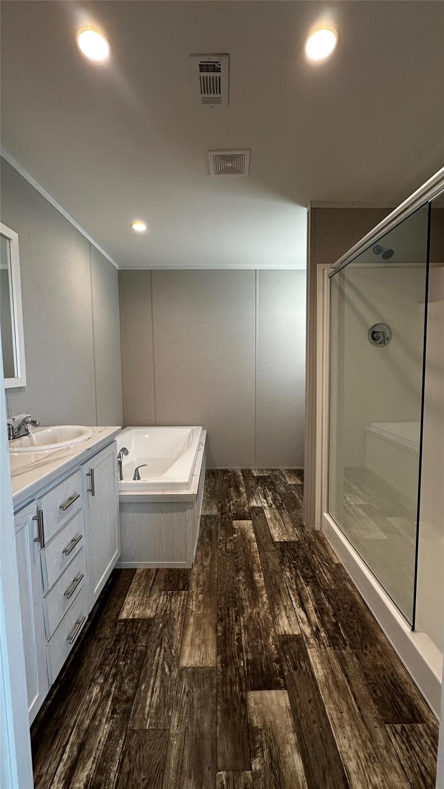 136 Caliza Dr, Bertram, TX 78605