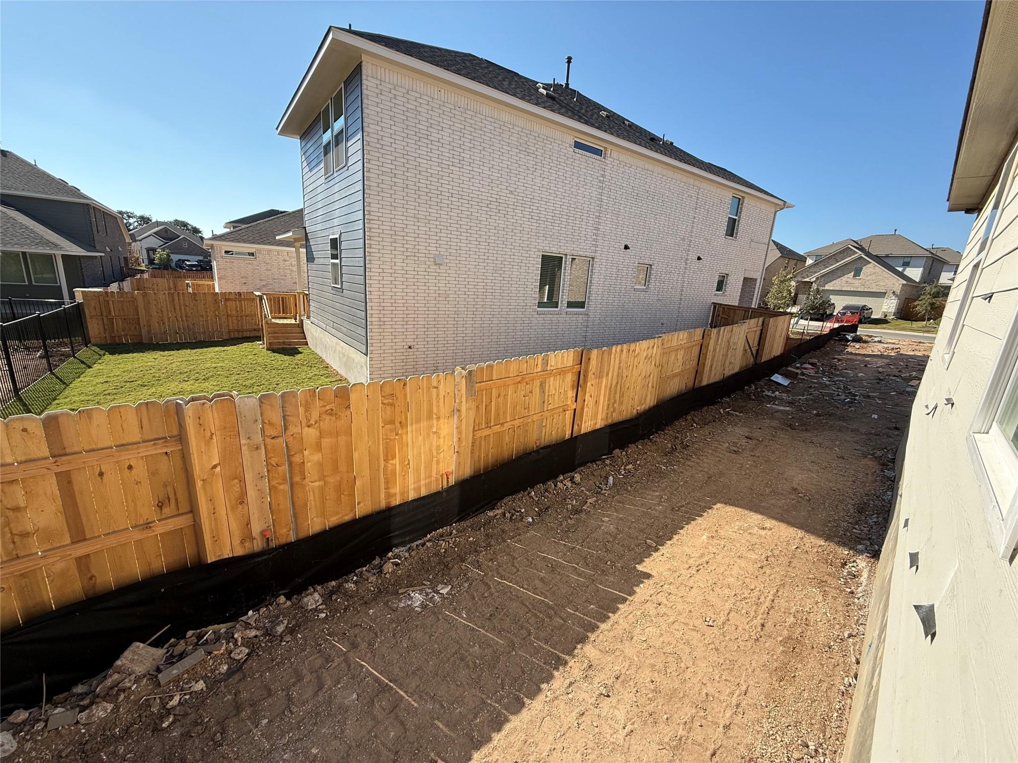 132 Knockout Rose Dr, San Marcos, TX 78666