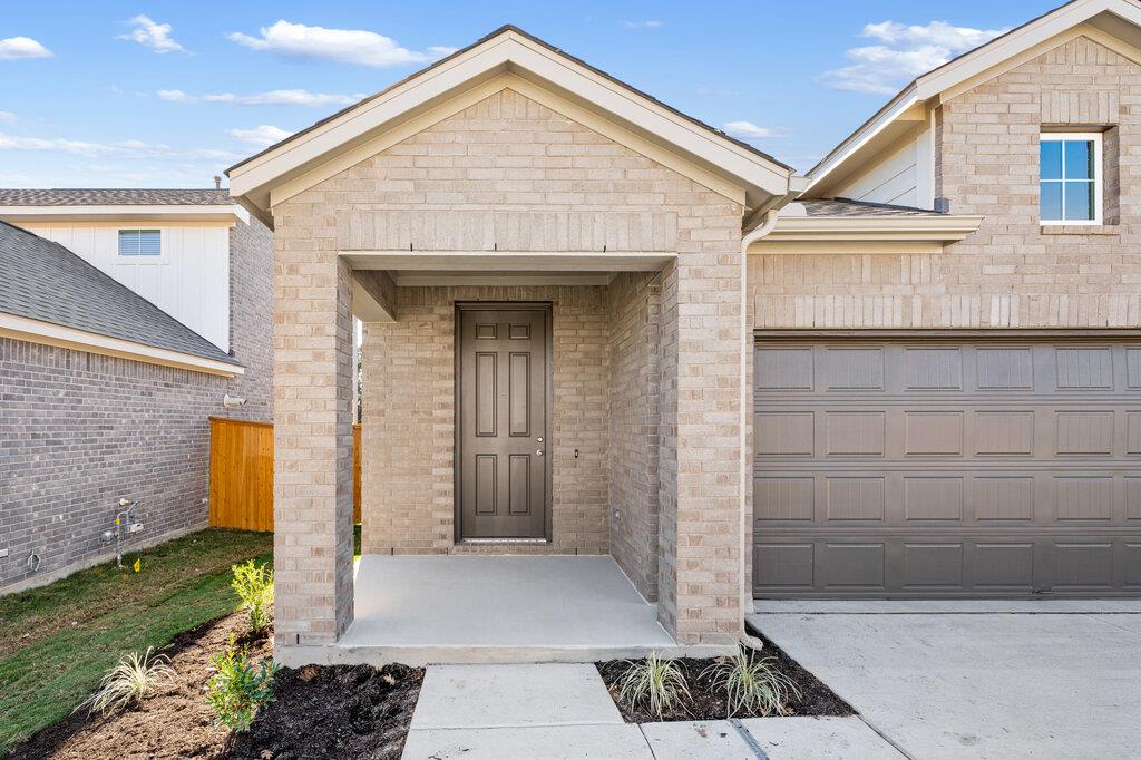 132 Knockout Rose Dr, San Marcos, TX 78666