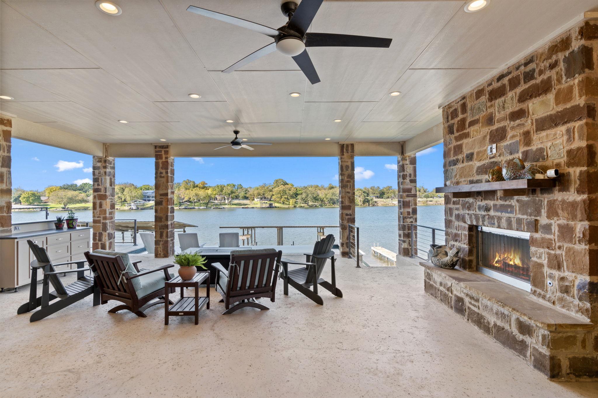 624 Waterside Dr, Marble Falls, TX 78654