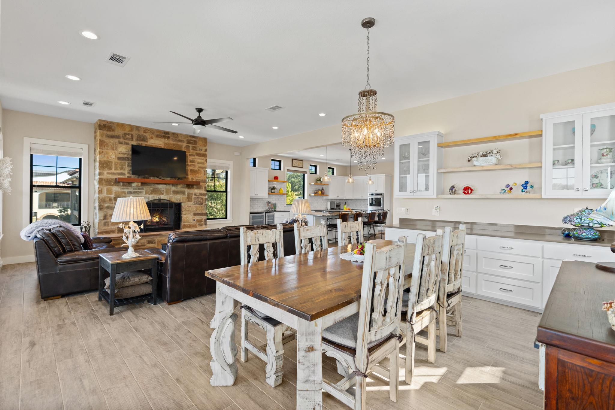 624 Waterside Dr, Marble Falls, TX 78654