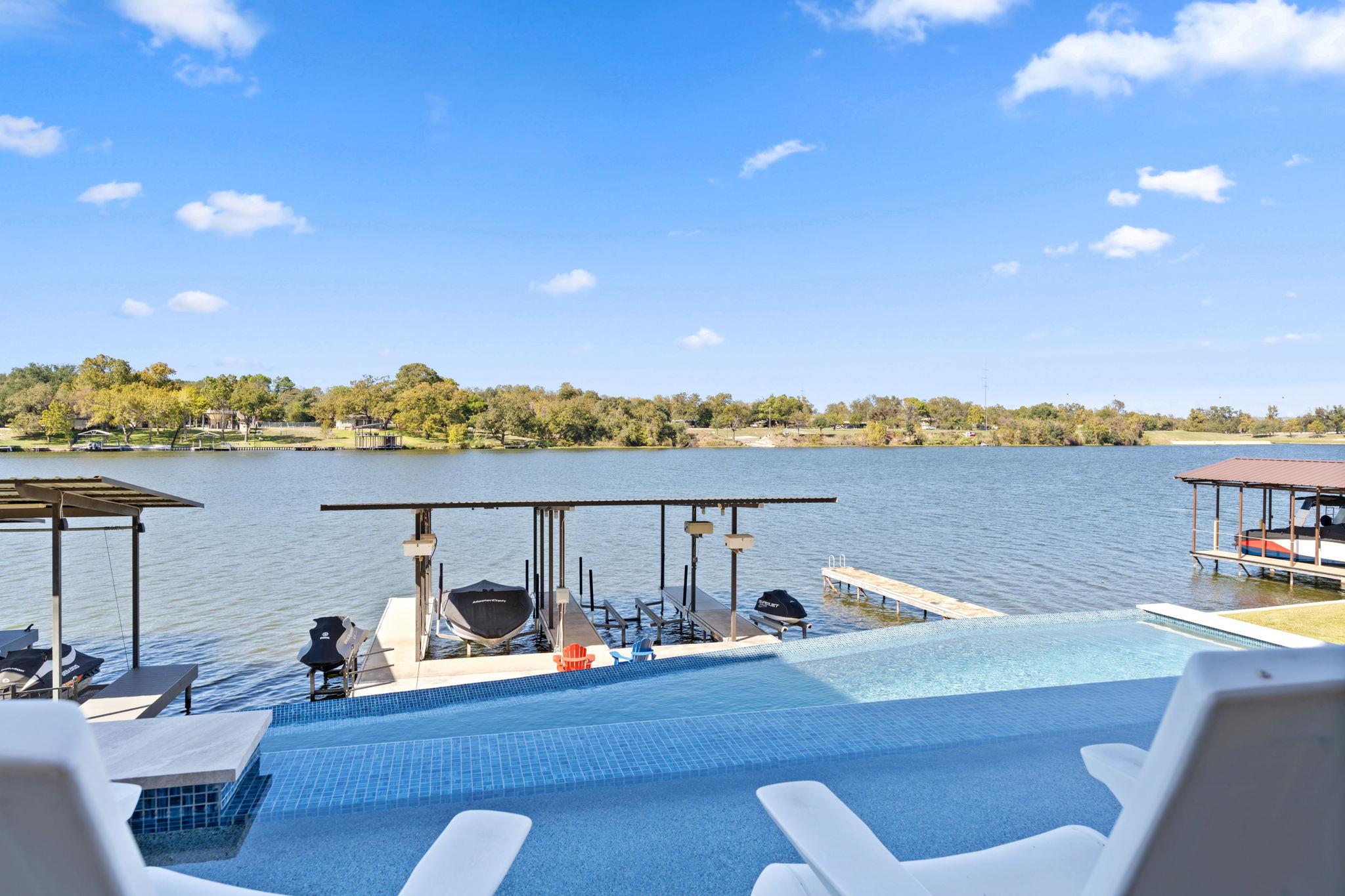 624 Waterside Dr, Marble Falls, TX 78654