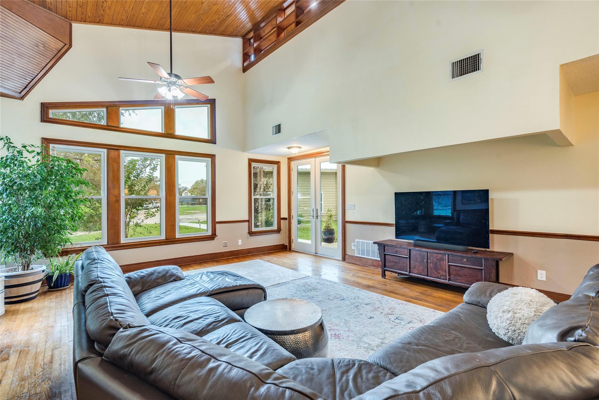 10427 Kirken St, Manor, TX 78653