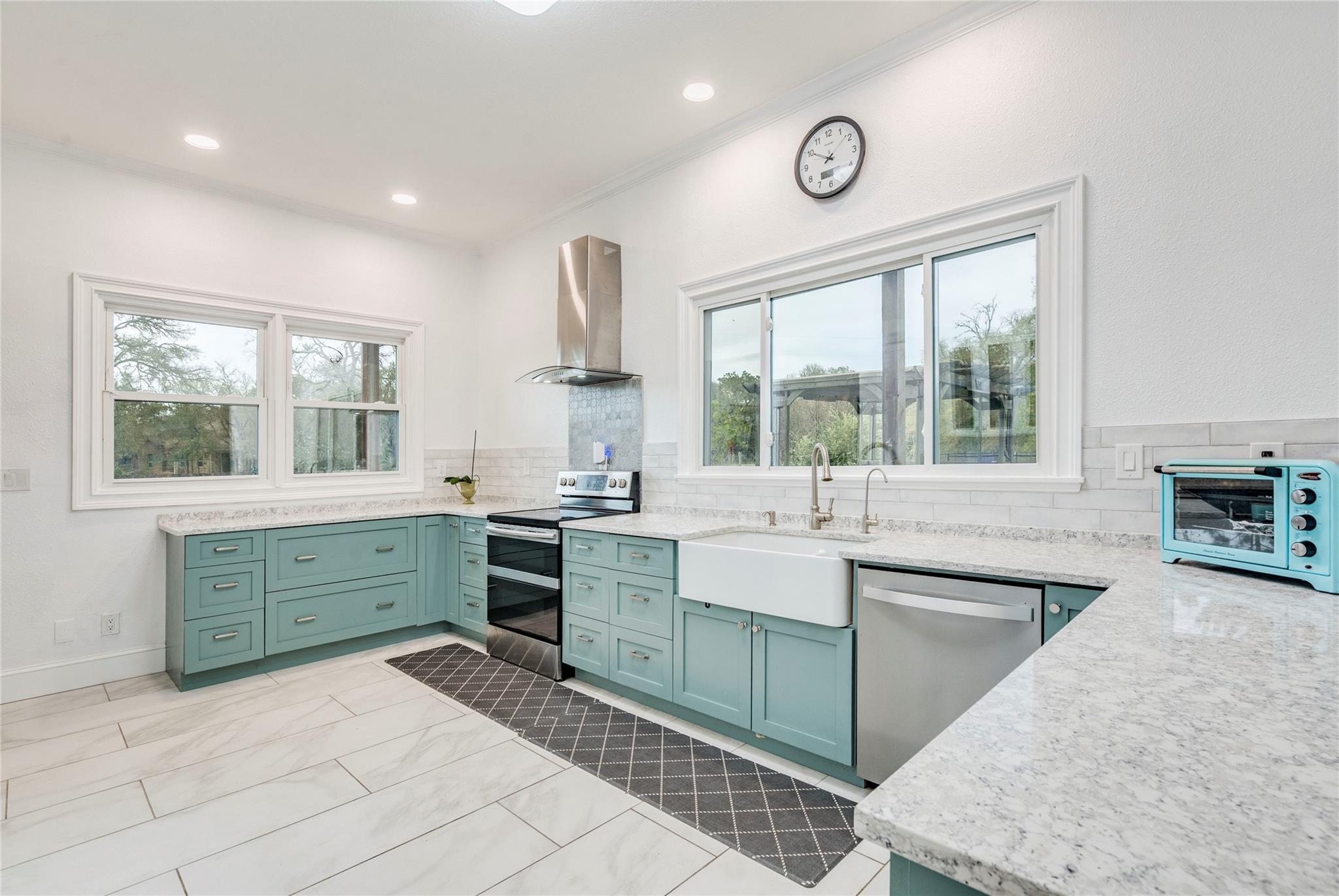 10427 Kirken St, Manor, TX 78653