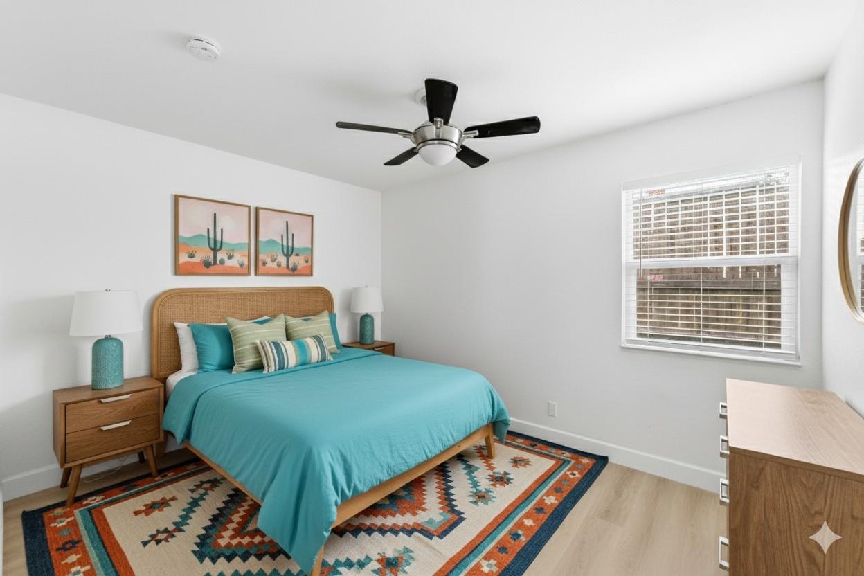 1304 Summit St # 102, Austin, TX 78741