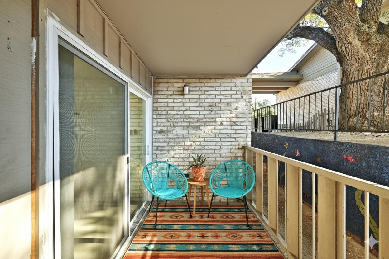 1304 Summit St # 102, Austin, TX 78741