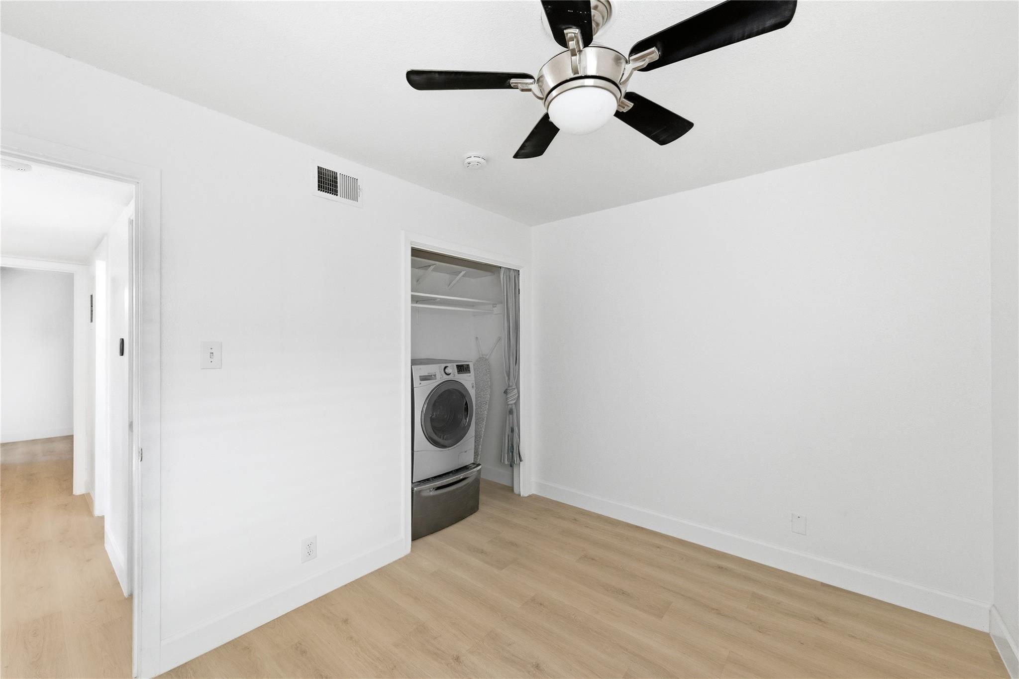 1304 Summit St # 102, Austin, TX 78741