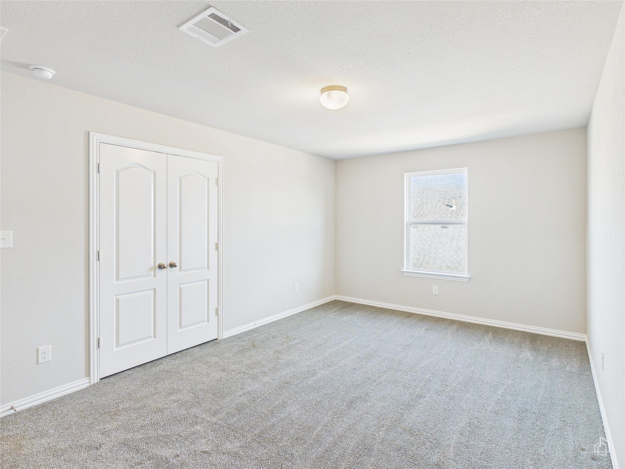 310 Hibiscus Dr, Hutto, TX 78634