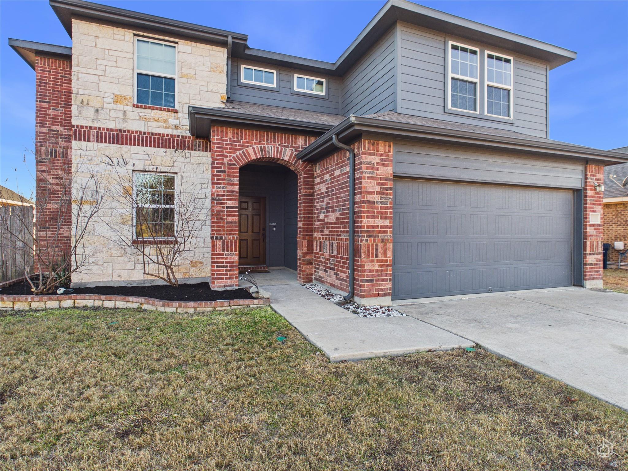 310 Hibiscus Dr, Hutto, TX 78634