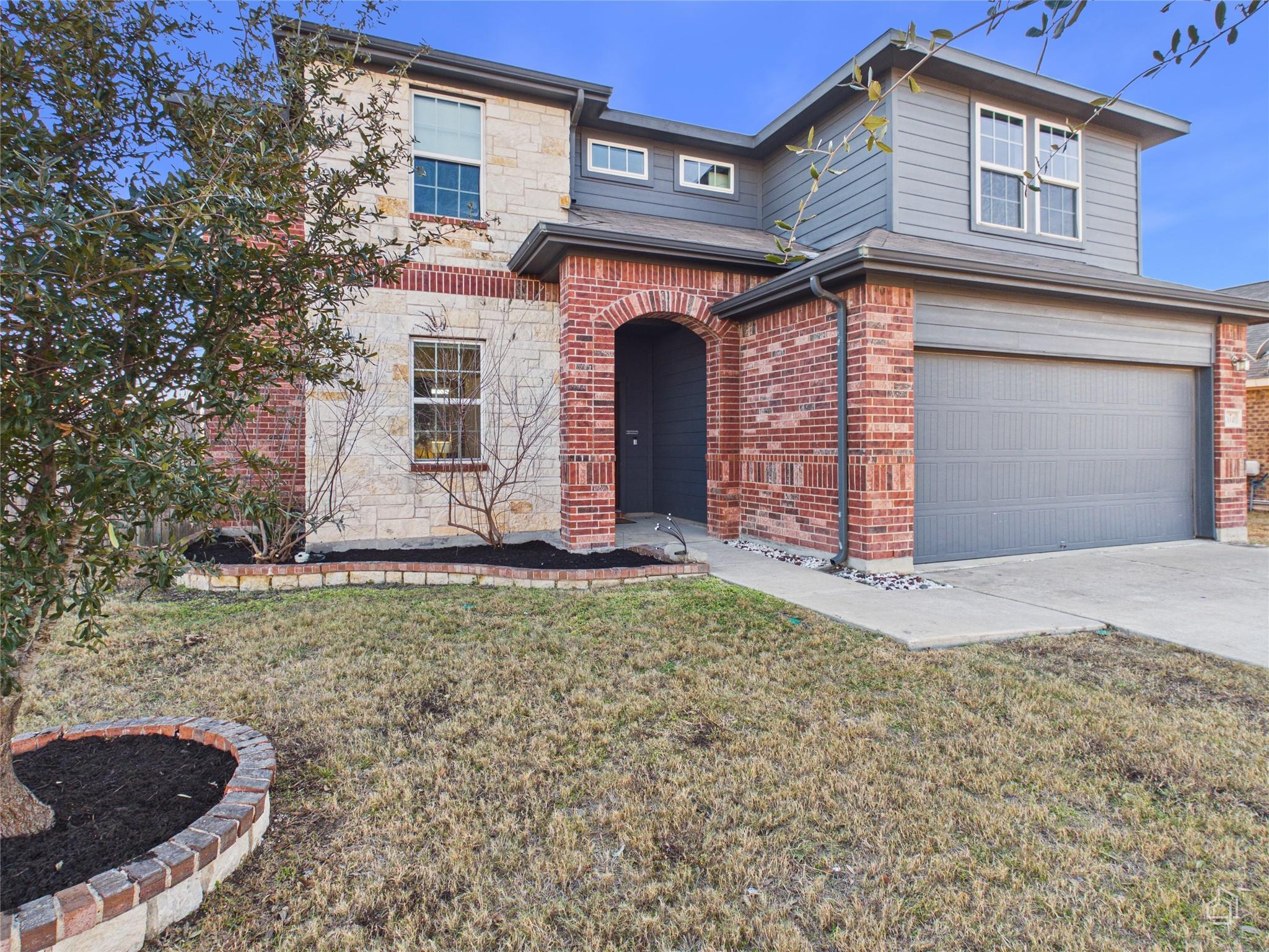 310 Hibiscus Dr, Hutto, TX 78634