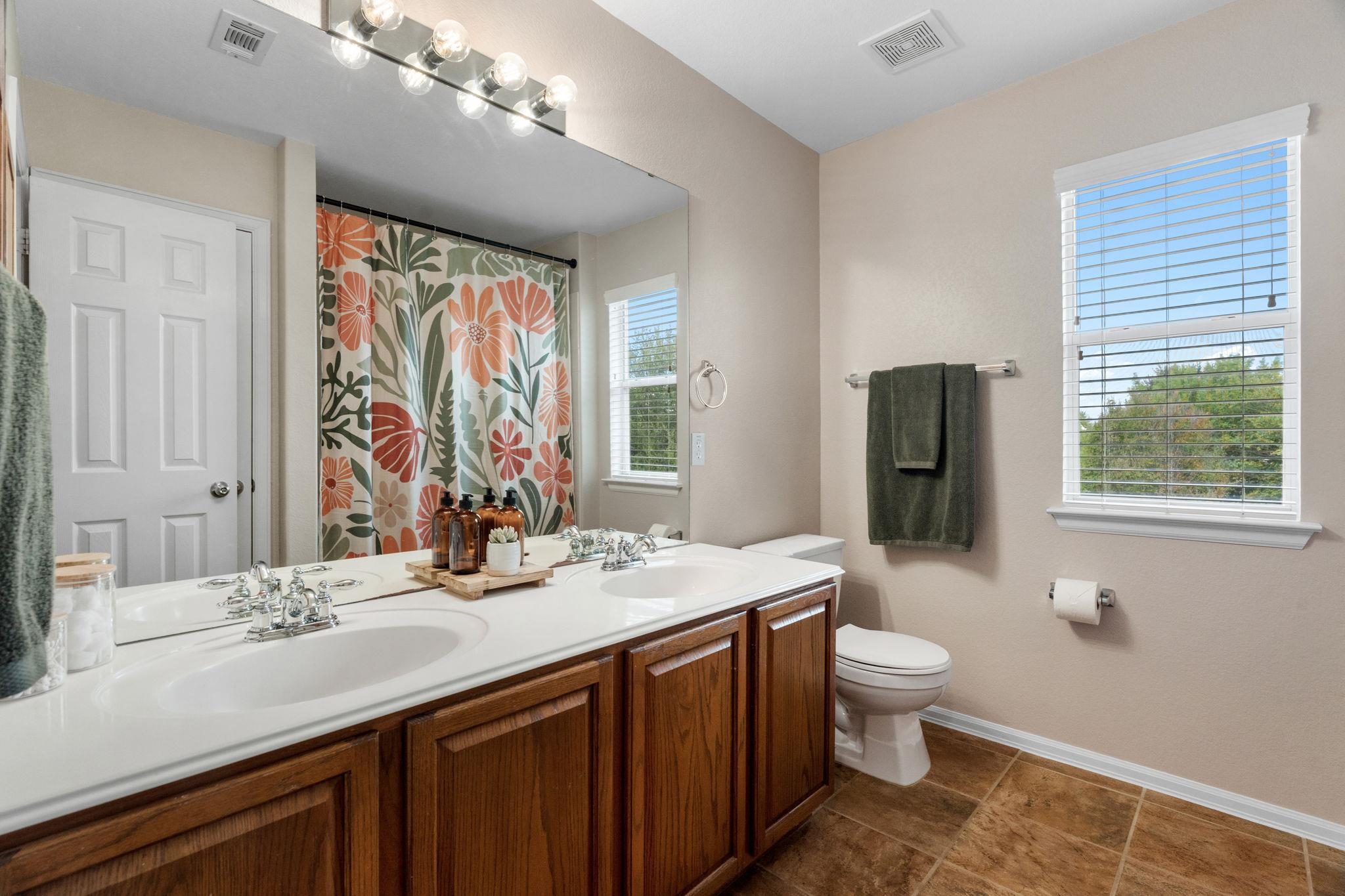 154 Larch Cv, Kyle, TX 78640