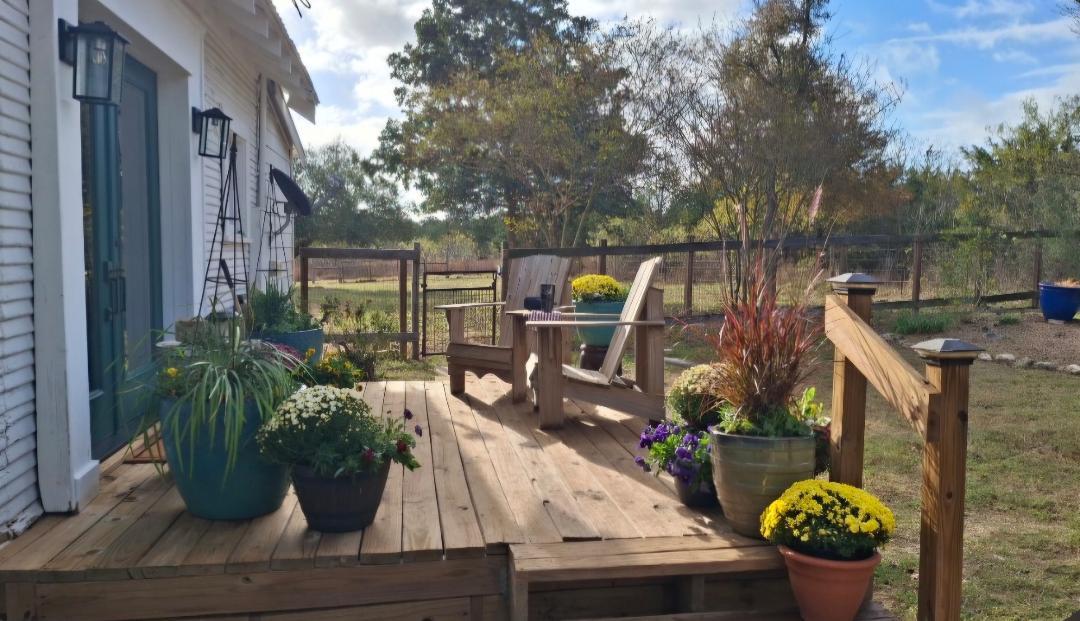 479 Mesquite Dr, Cedar Creek, TX 78612